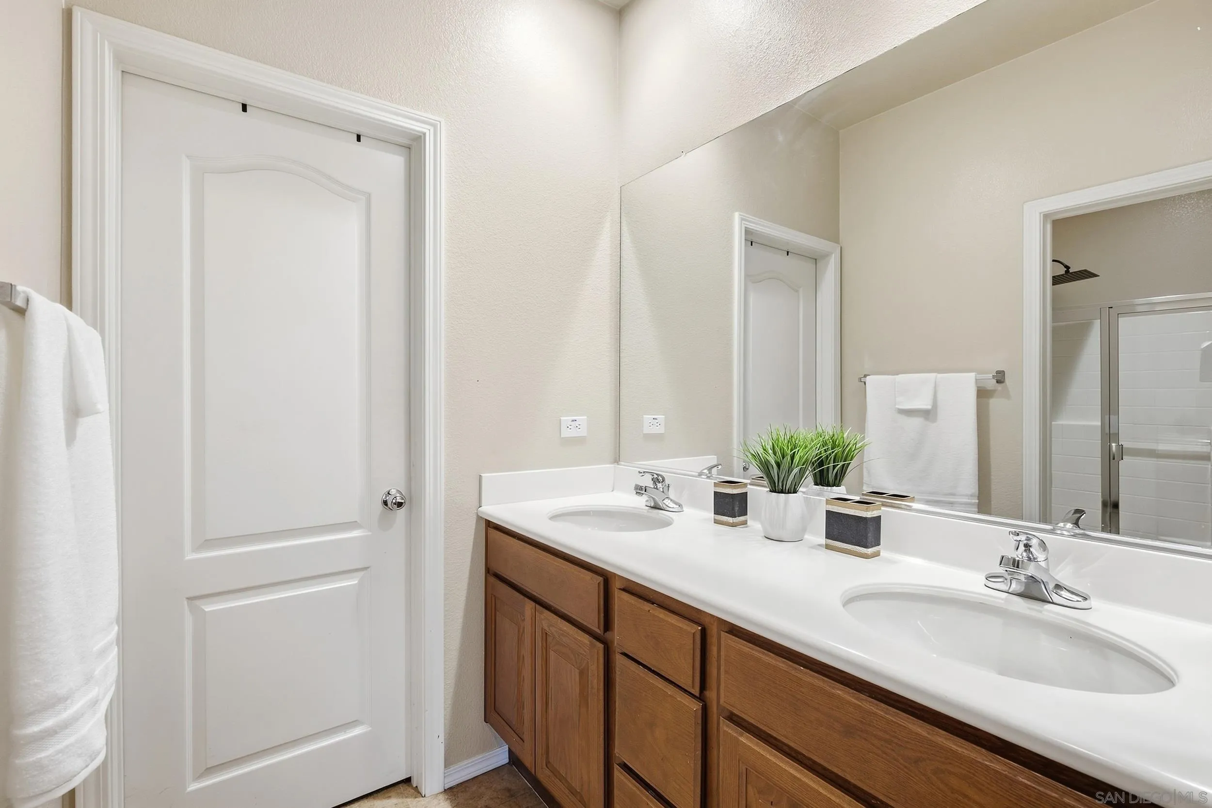 425 Meadowbrook Dr #140, San Diego, CA 92114, photo 20