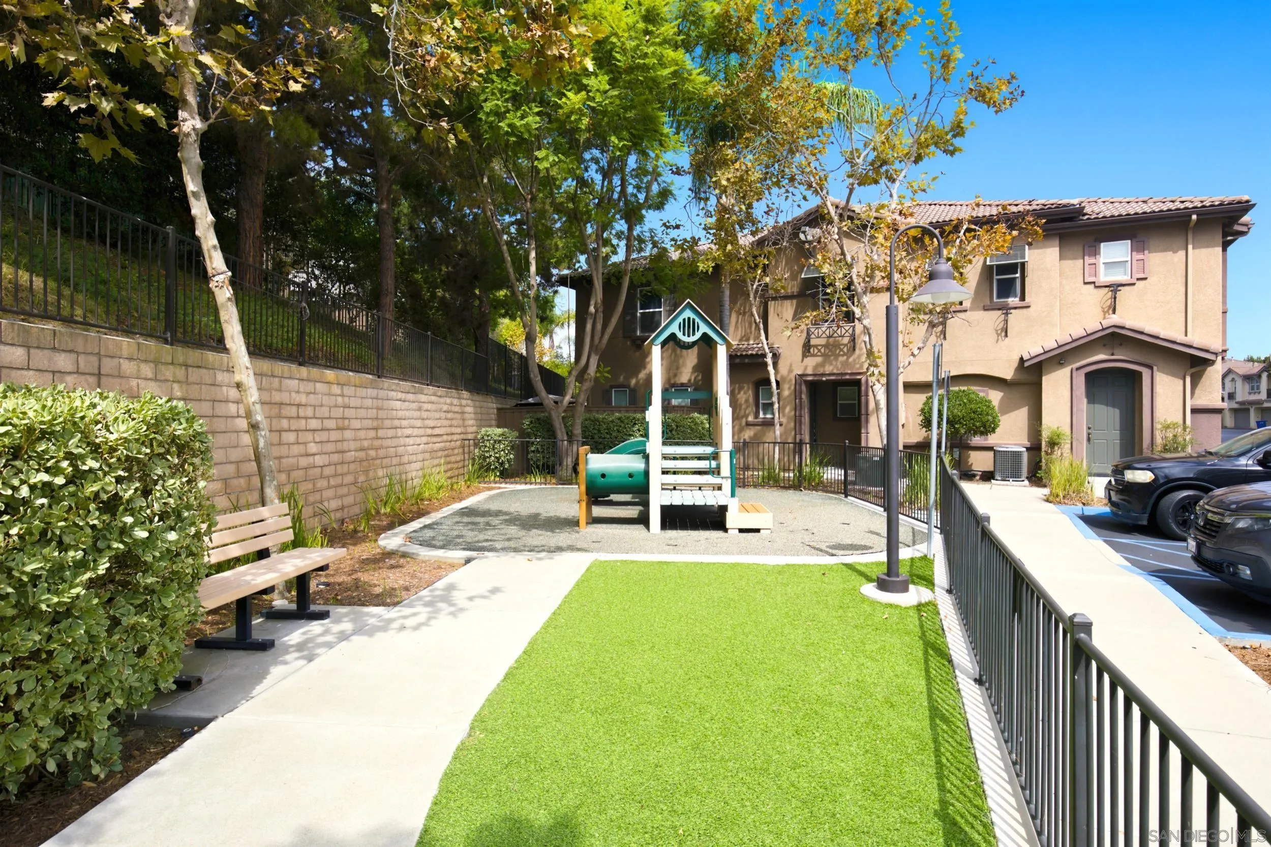 425 Meadowbrook Dr #140, San Diego, CA 92114, photo 33