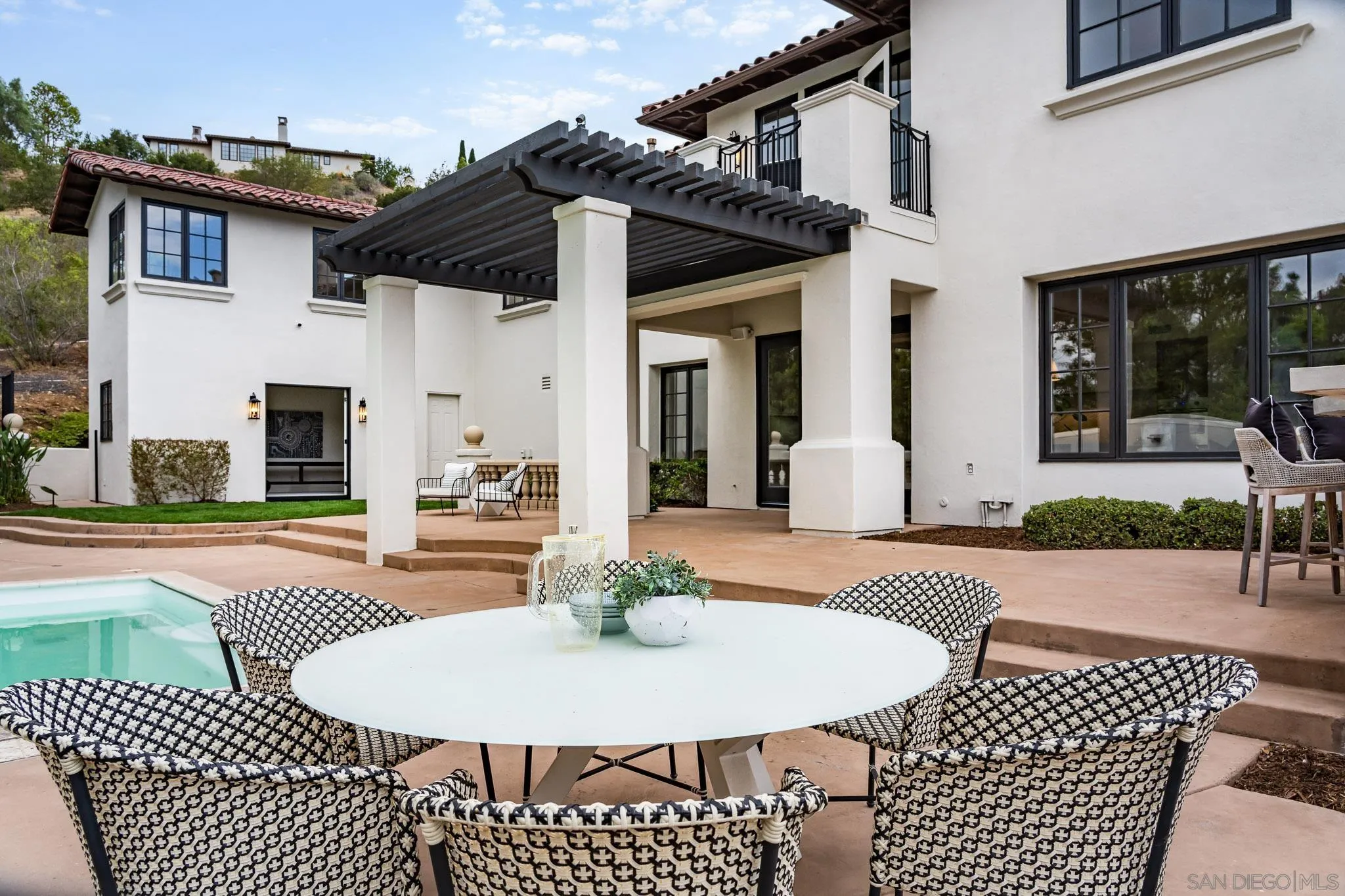 https://cdn.realtyfeed.com/cdn/127/260022551/7c864079dda5a74e9042b917ee6a138c.webp