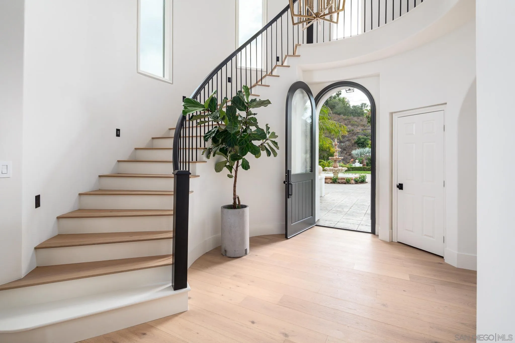 https://cdn.realtyfeed.com/cdn/127/260022551/9a1f48573e44420737733c37f0bf5a9c.webp