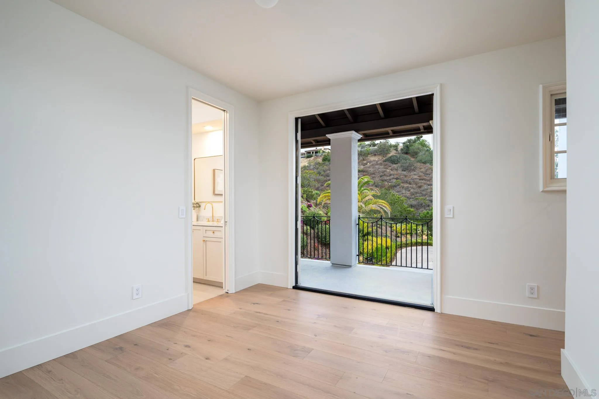https://cdn.realtyfeed.com/cdn/127/260022551/be7a56be0b9831ccf9d794645384b0bd.webp