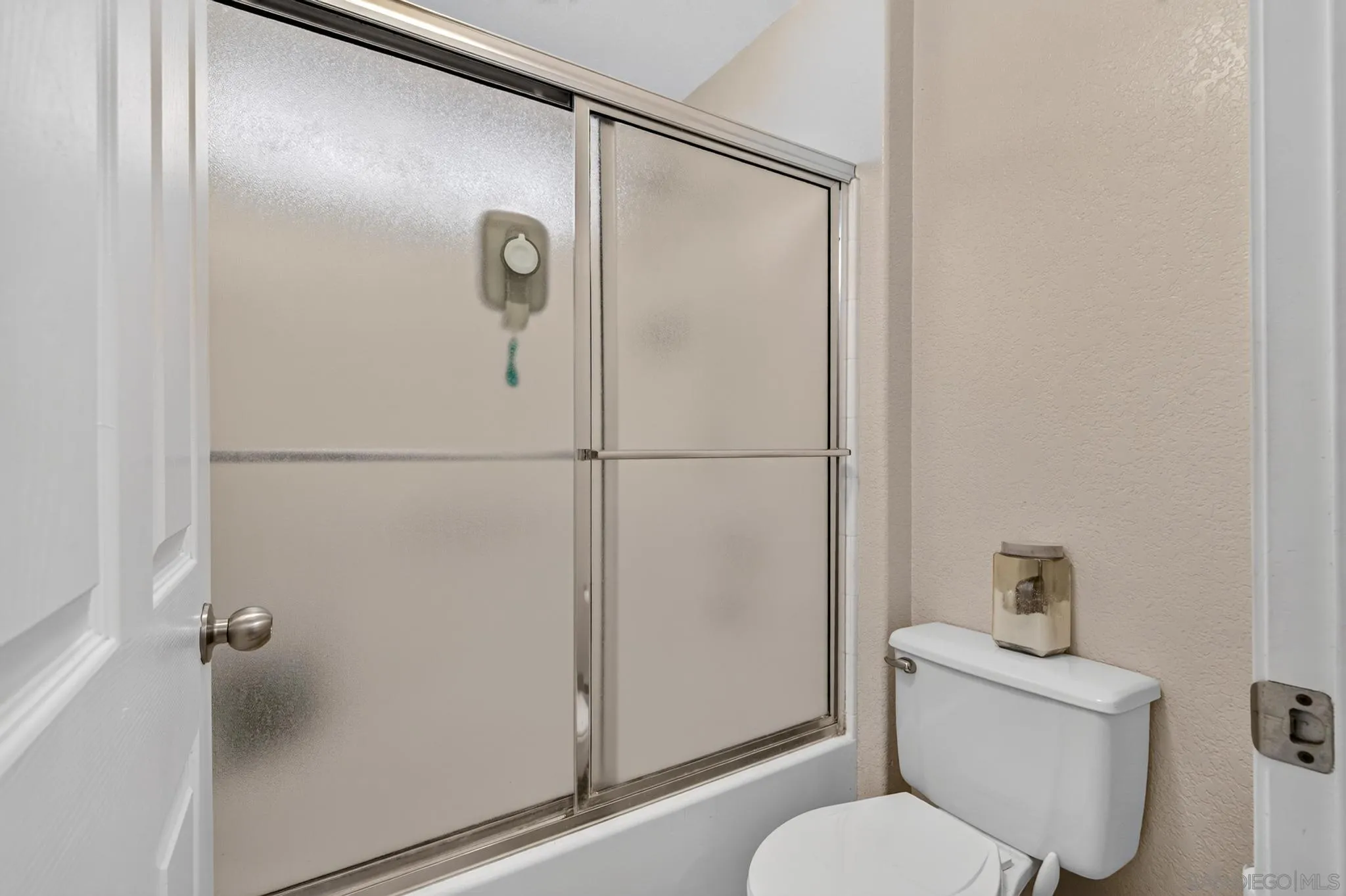 https://cdn.realtyfeed.com/cdn/127/260022553/5ca38ab30410fe84bc917909556a7ee3.webp