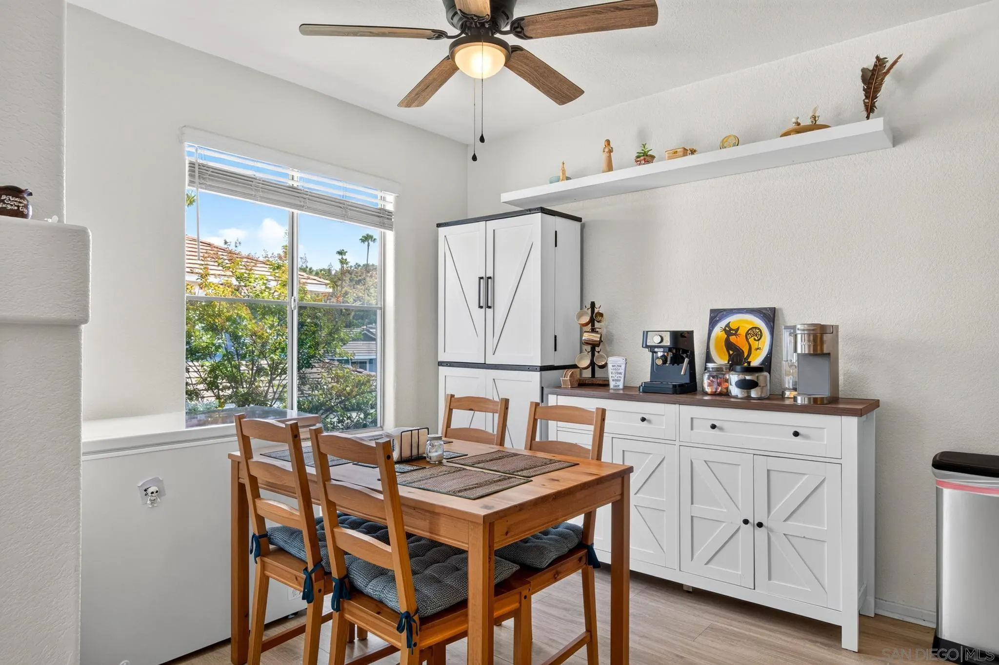 https://cdn.realtyfeed.com/cdn/127/260022553/8c1d67e3995a460721002e7bcd11cc7e.webp