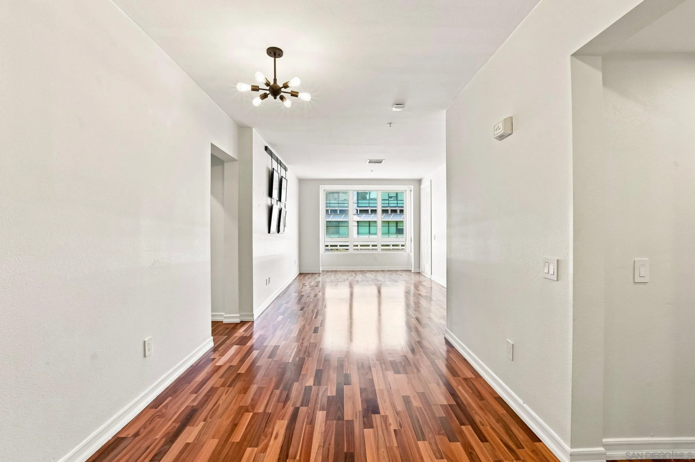 https://cdn.realtyfeed.com/cdn/127/260022554/83f7d2f4e187a3c2a41e55fd4d950735.webp