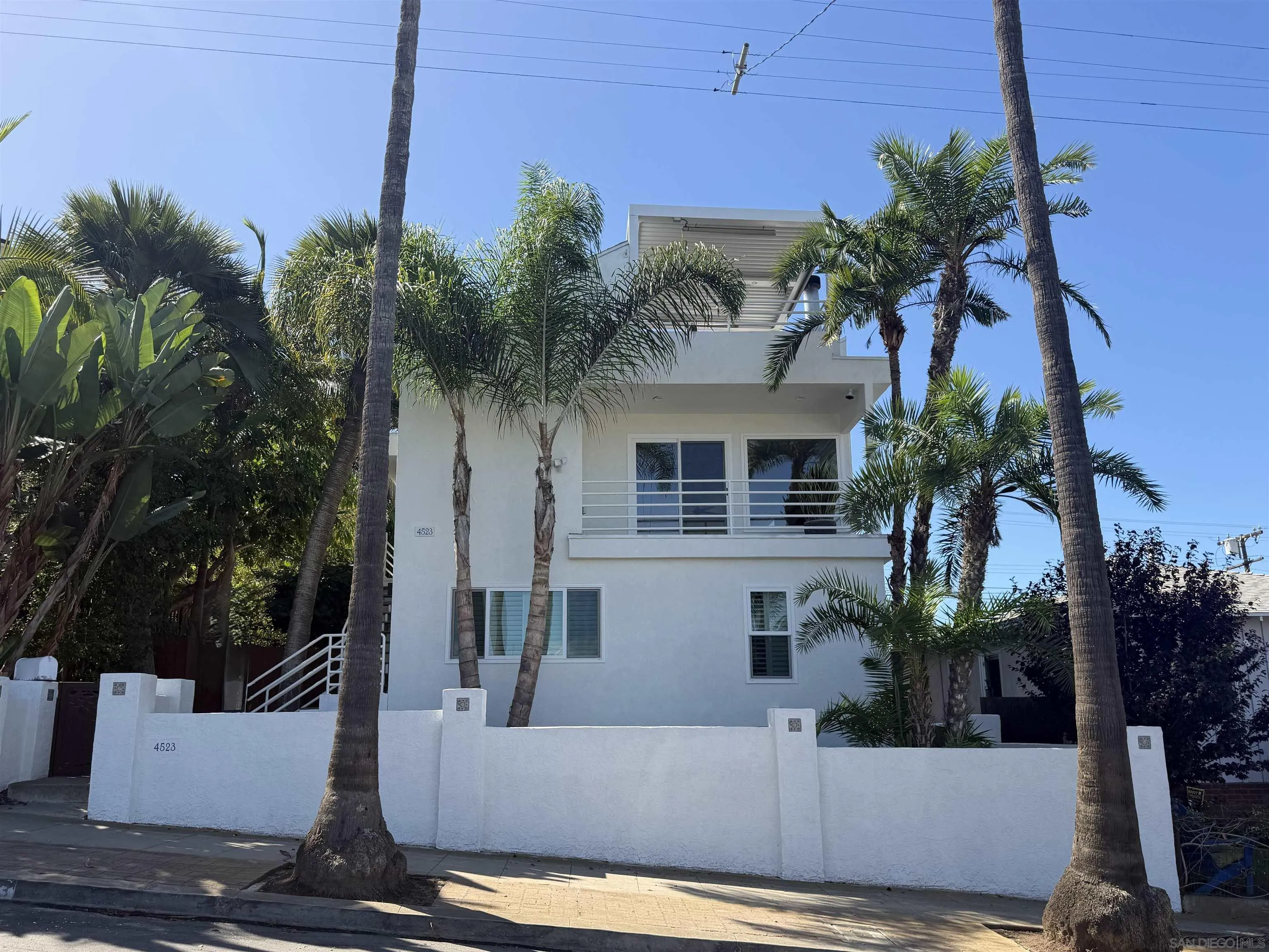 San Diego, CA 92107