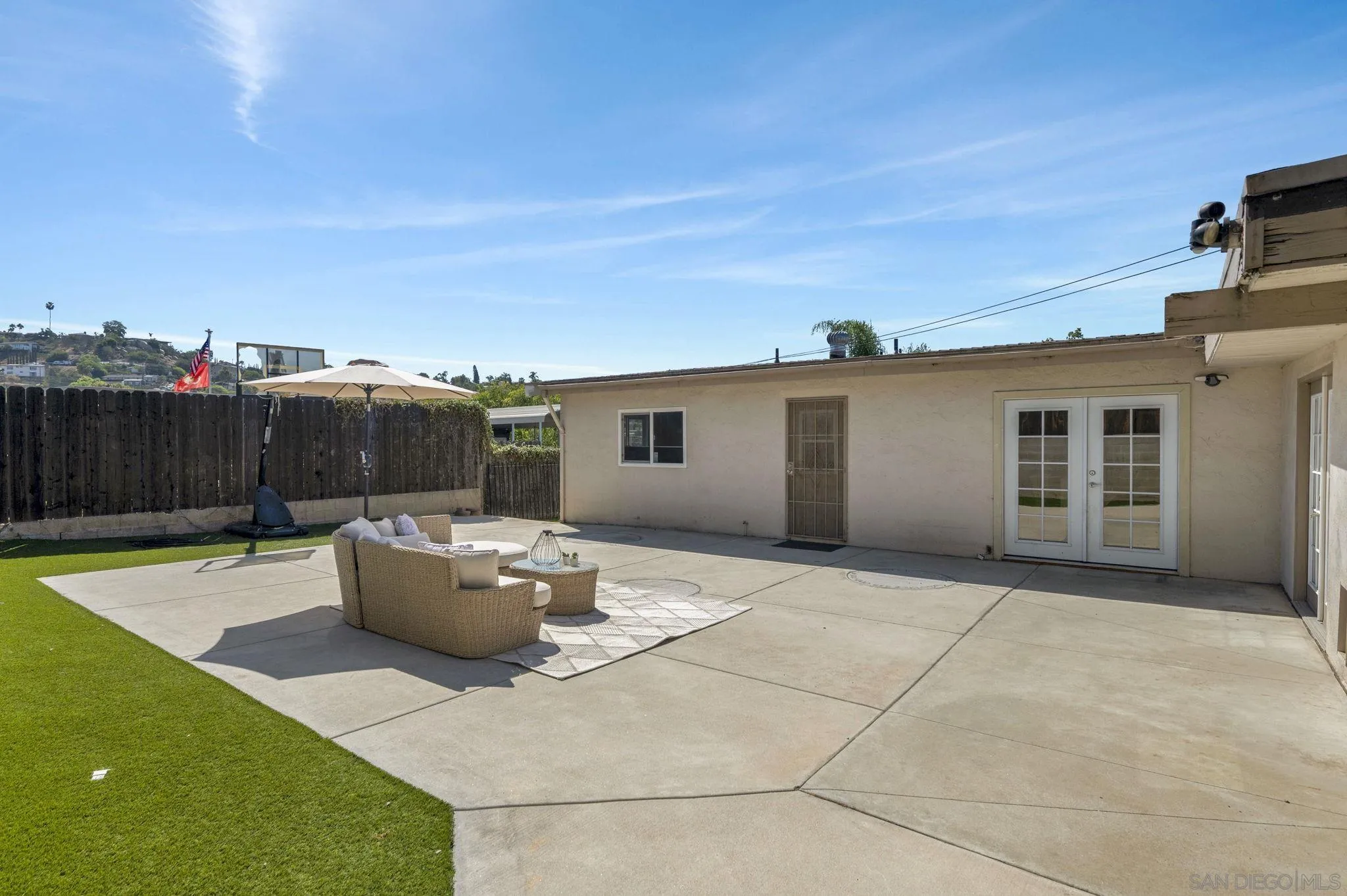 https://cdn.realtyfeed.com/cdn/127/260022575/df7f3508da316184227e7d231d18d2e6.webp
