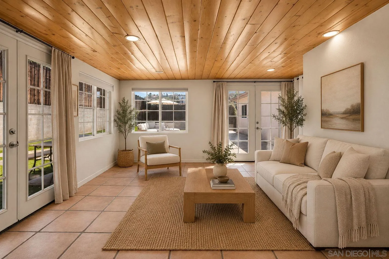 https://cdn.realtyfeed.com/cdn/127/260022575/f24eda73a16462e1c6214241085dc760.webp