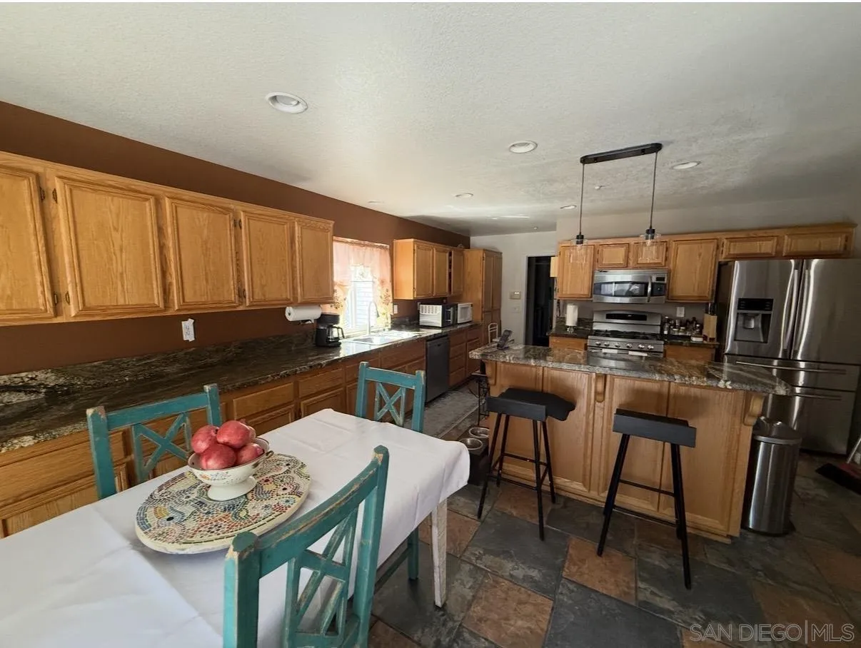 https://cdn.realtyfeed.com/cdn/127/260022581/58b9031c8fddce09a9fd21a61e8ca02b.webp