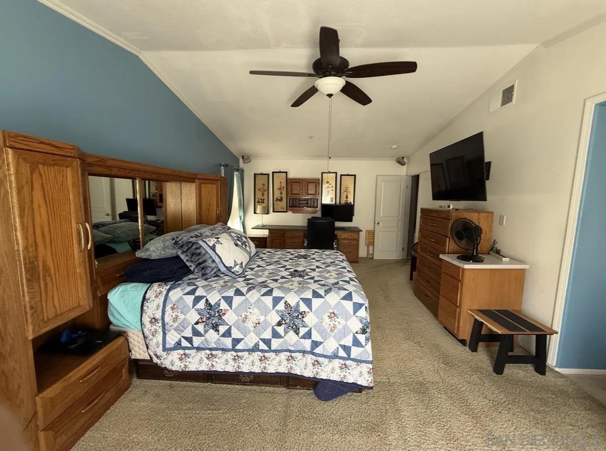 https://cdn.realtyfeed.com/cdn/127/260022581/9eff281247ce1067480ace138e09e4cd.webp