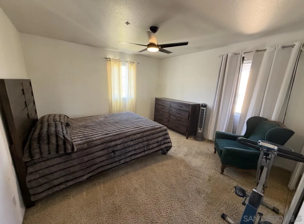 https://cdn.realtyfeed.com/cdn/127/260022581/b72f918ee2f80f1570133c02bea81deb.webp