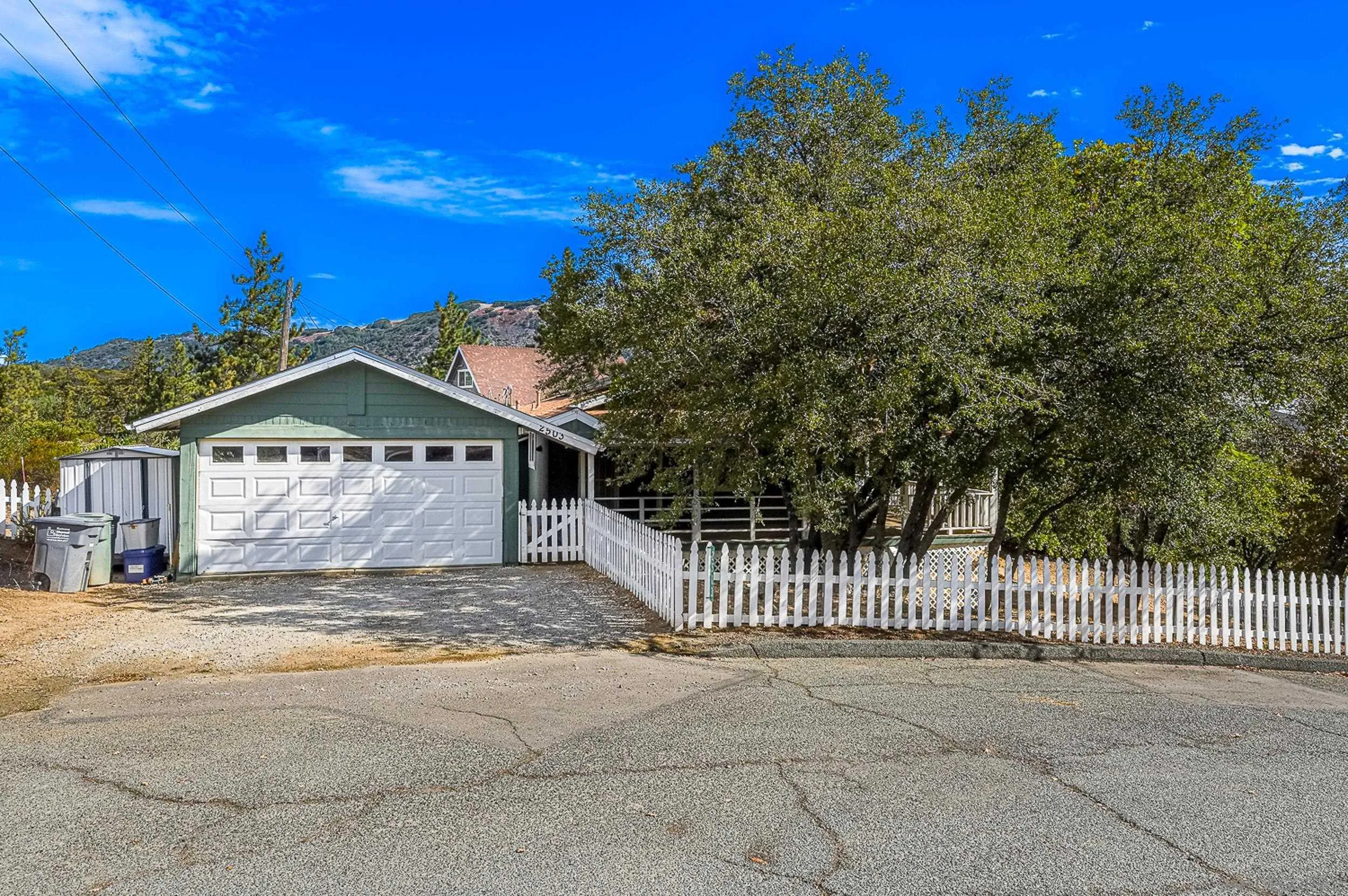 https://cdn.realtyfeed.com/cdn/127/260022594/4dbd64fdd4a6d62b72d31e3b593c6ca0.webp