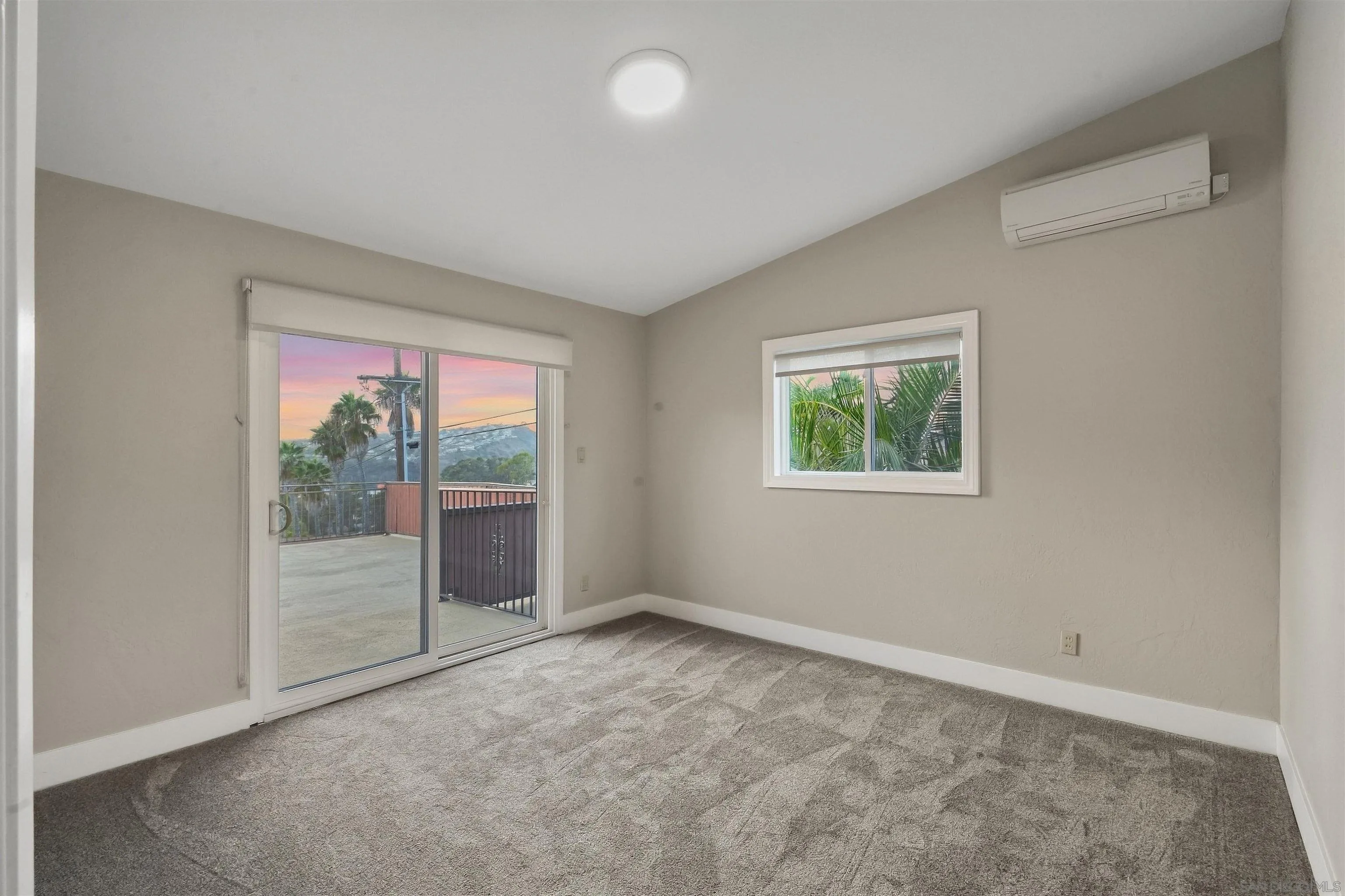 https://cdn.realtyfeed.com/cdn/127/260022598/2861ac71ad04c82d332c73a639334c40.webp