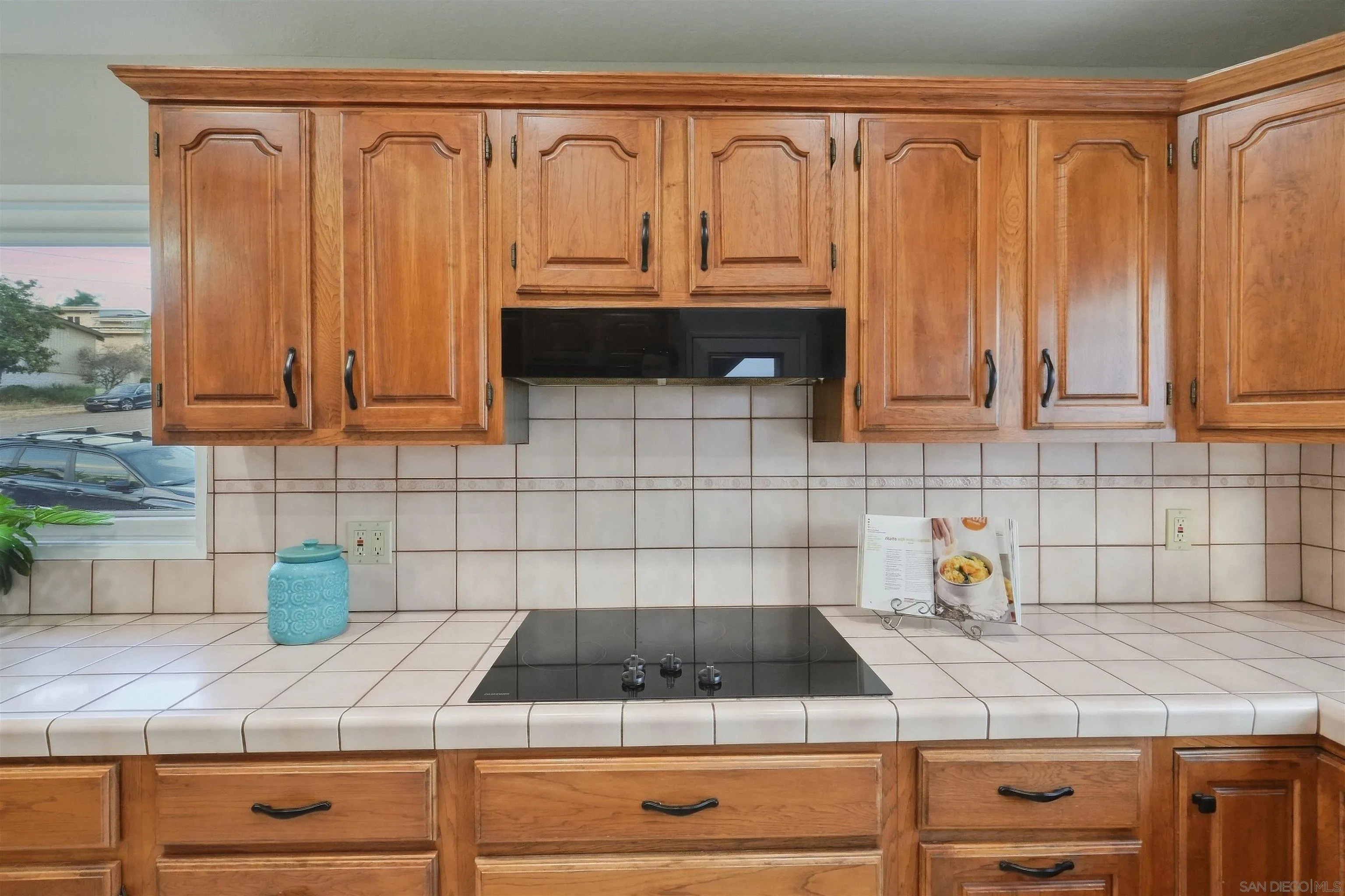 https://cdn.realtyfeed.com/cdn/127/260022598/6cc81c5747572a8d1e92c81a778e49e6.webp