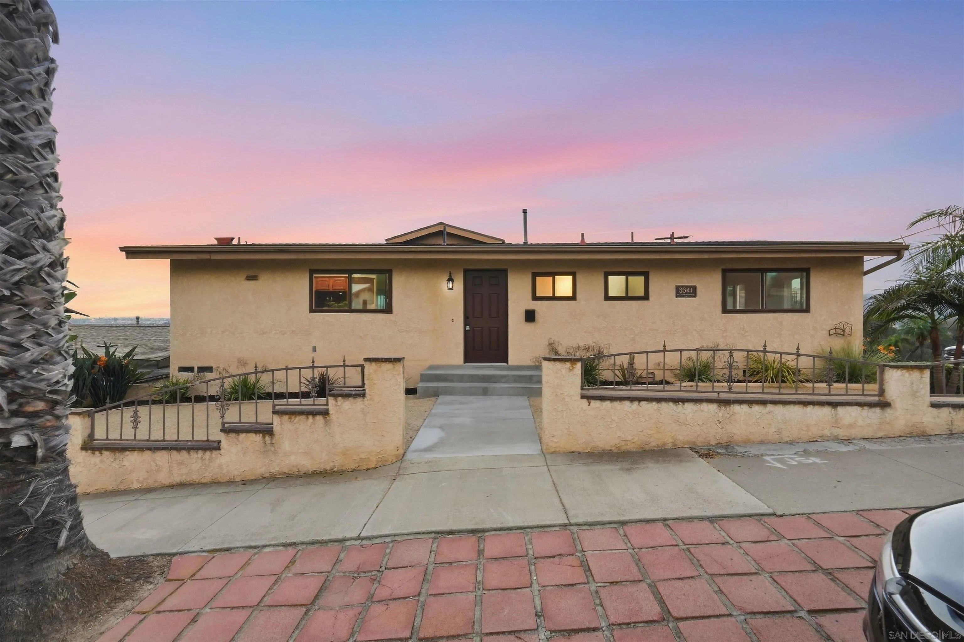 https://cdn.realtyfeed.com/cdn/127/260022598/926dbc5e83c2a603f6f6b478eda538ff.webp