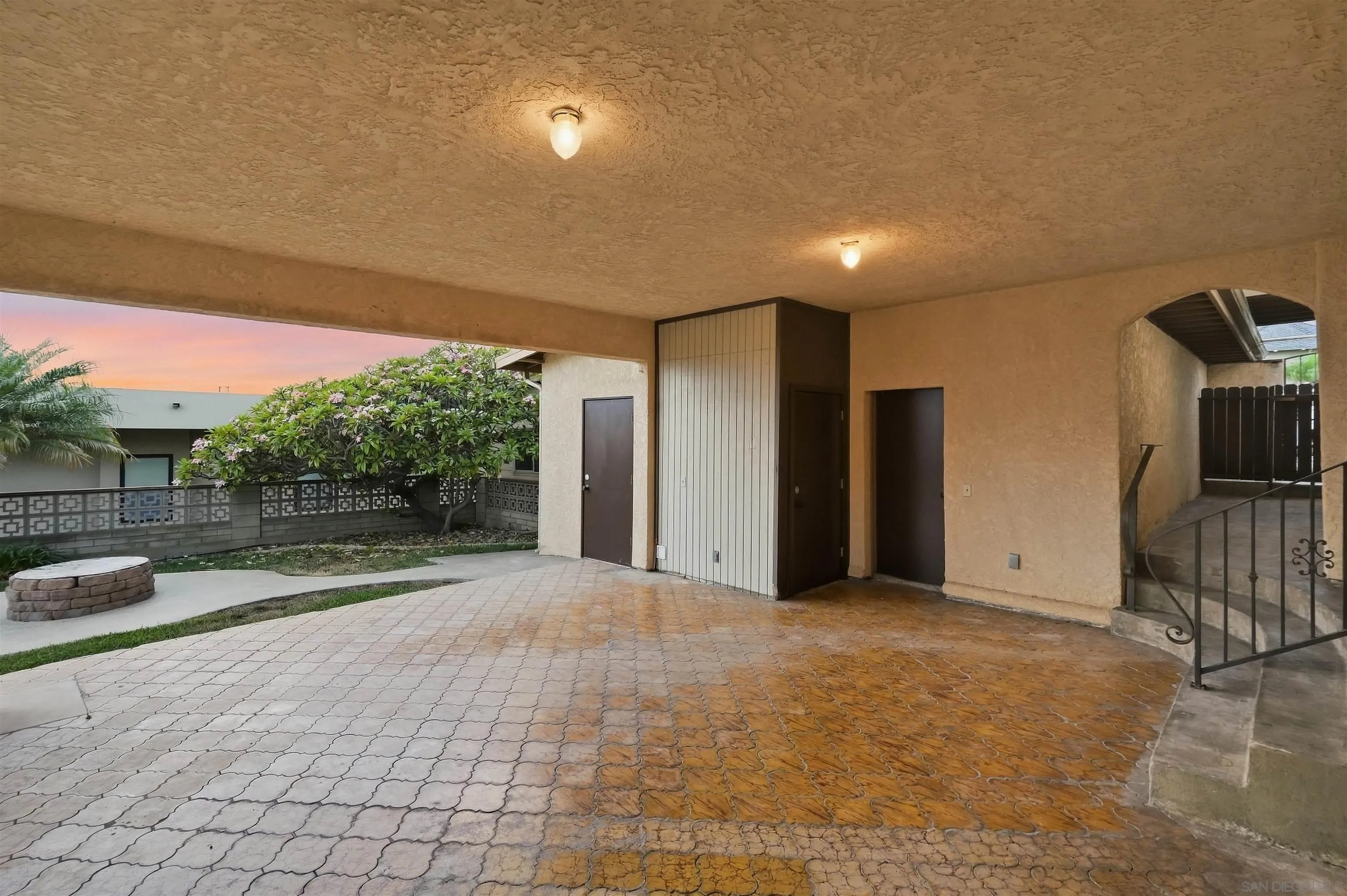 https://cdn.realtyfeed.com/cdn/127/260022598/e2d250571c297a4f0d6bab2e661151b1.webp