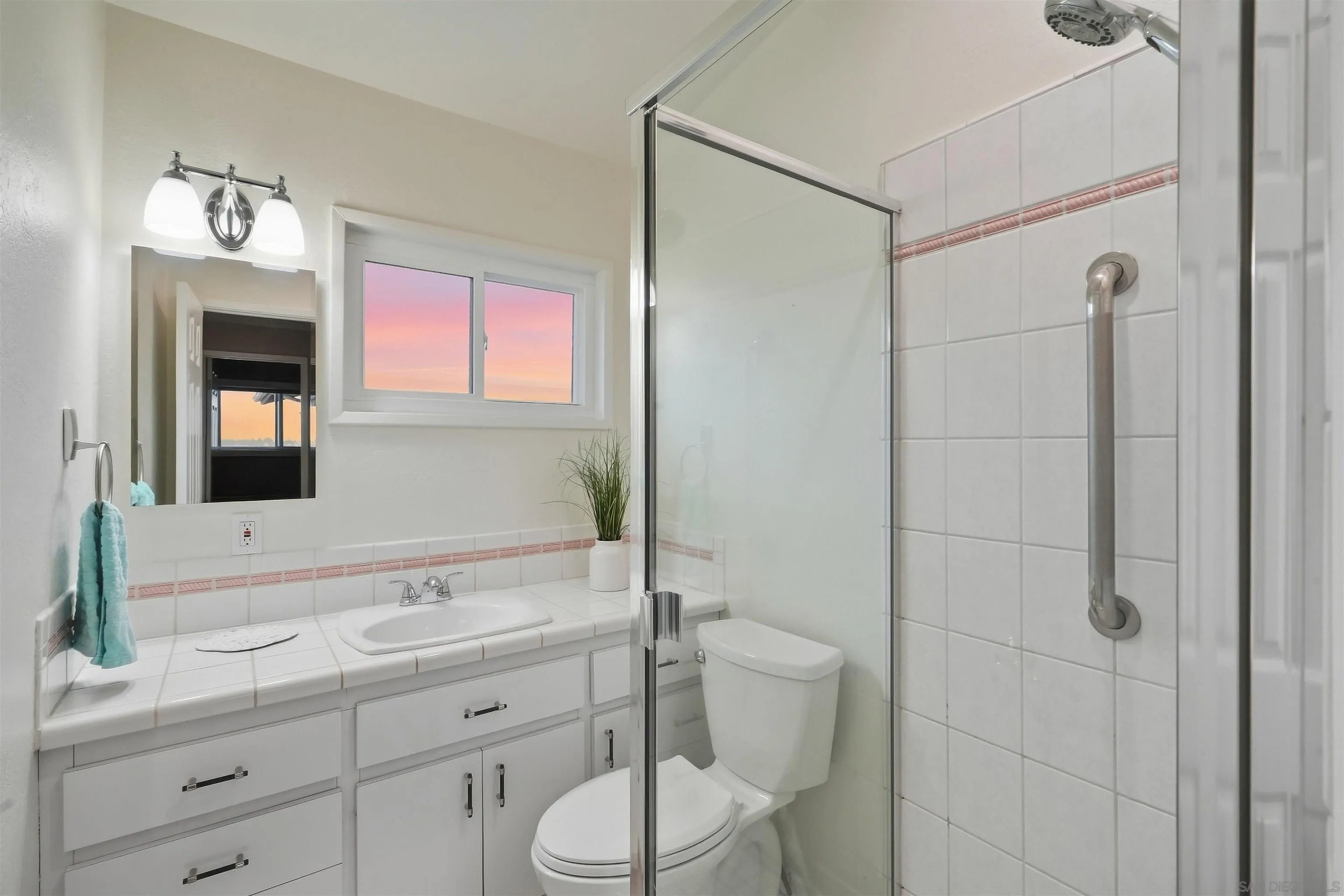 https://cdn.realtyfeed.com/cdn/127/260022598/ebcabea64c3887ac16c508b7f2c786c2.webp