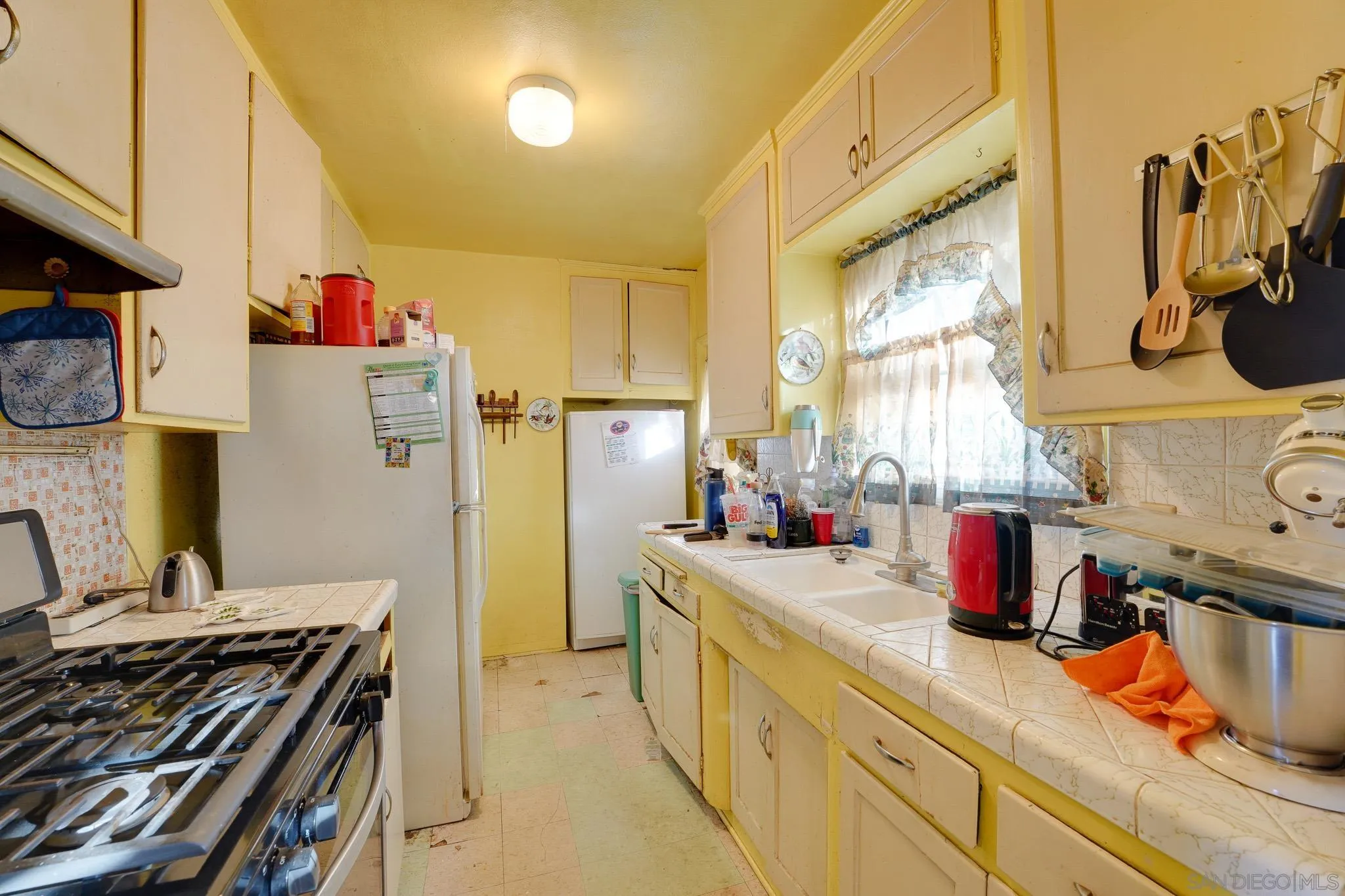 https://cdn.realtyfeed.com/cdn/127/2600226/4a76790e338792355182e682507750e7.webp