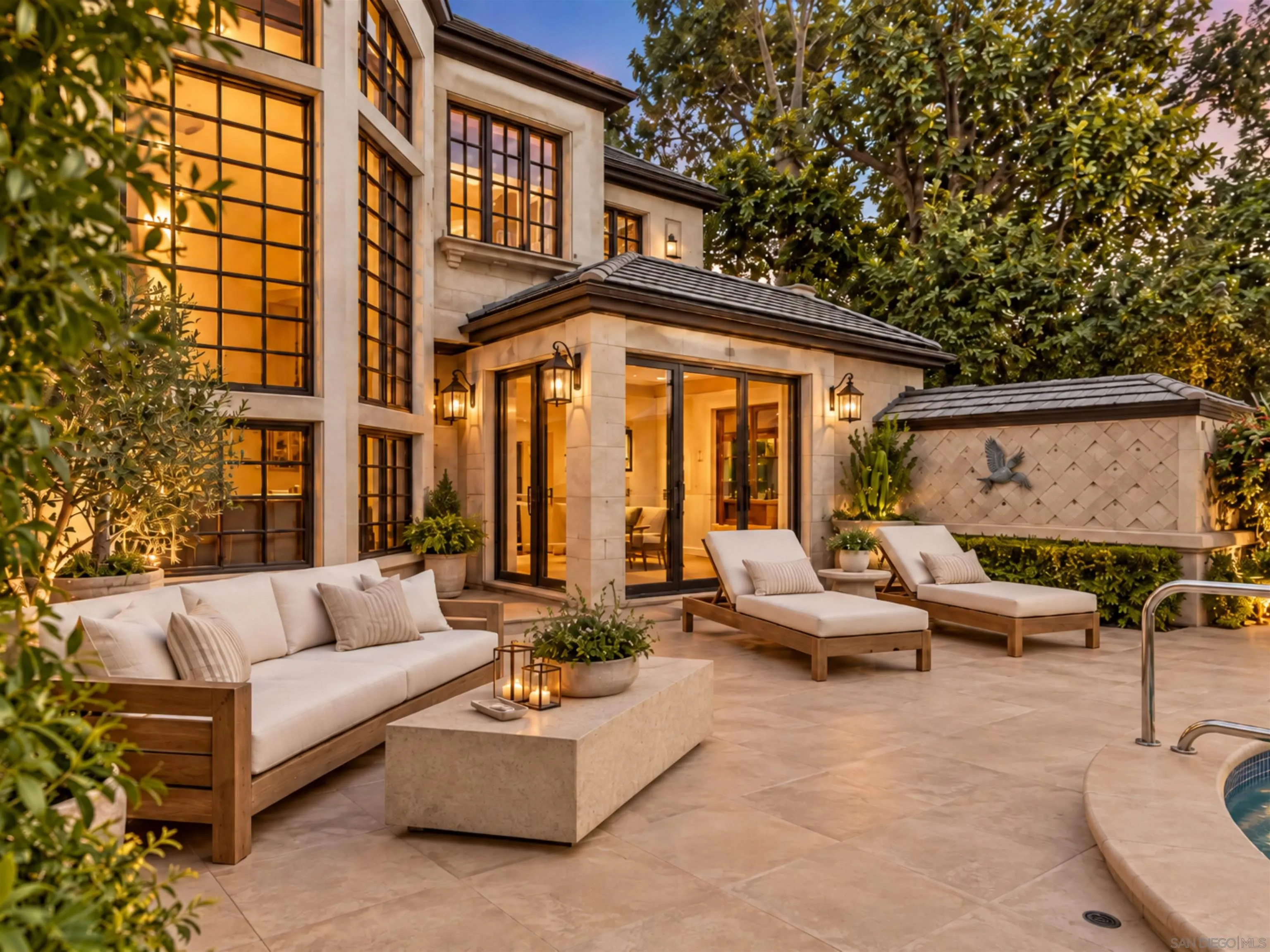 https://cdn.realtyfeed.com/cdn/127/260022603/3eb1786422499345b57732f5c31e644d.webp