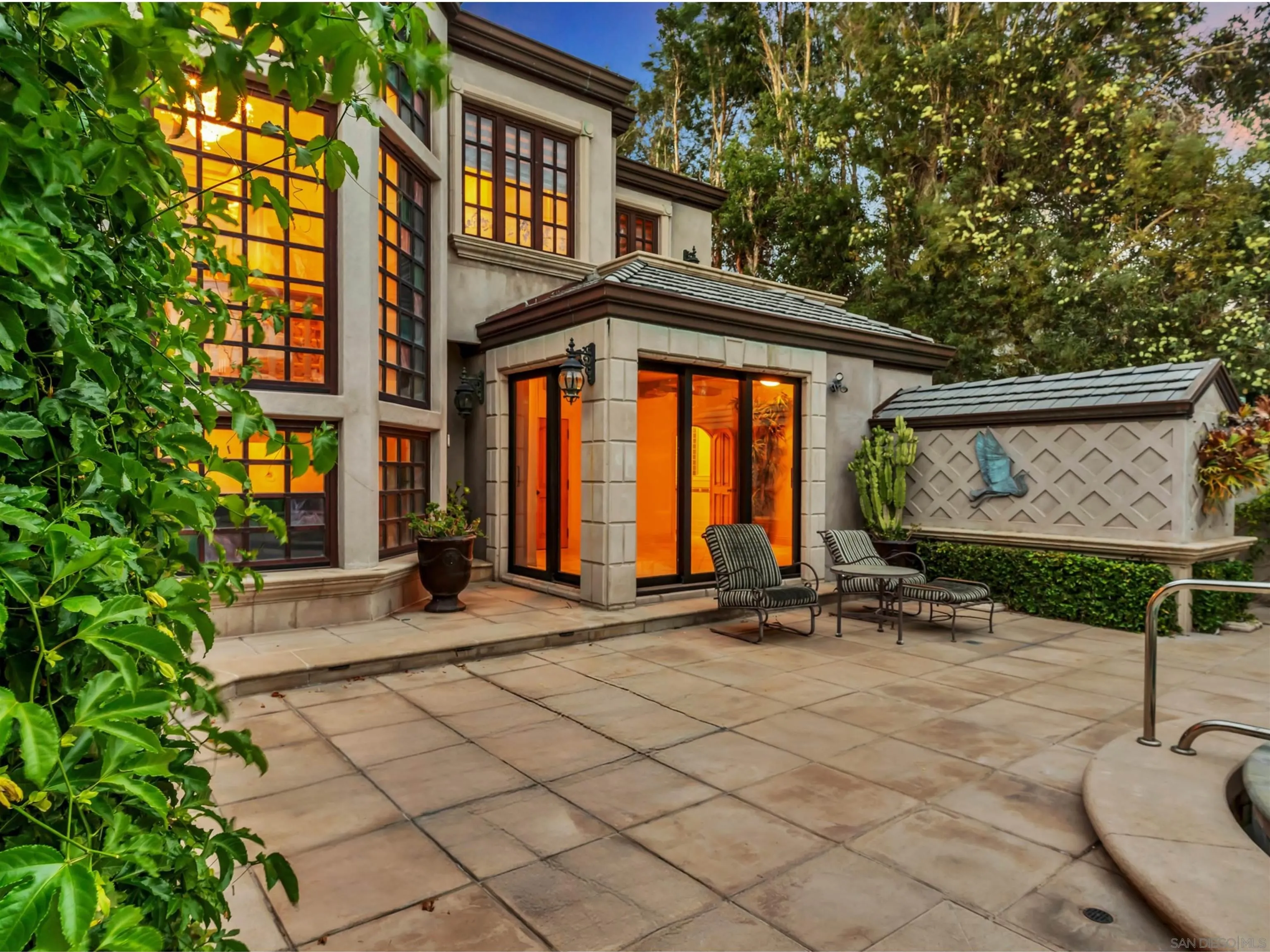 https://cdn.realtyfeed.com/cdn/127/260022603/5bab3f34f14cecb371e087a29538f699.webp
