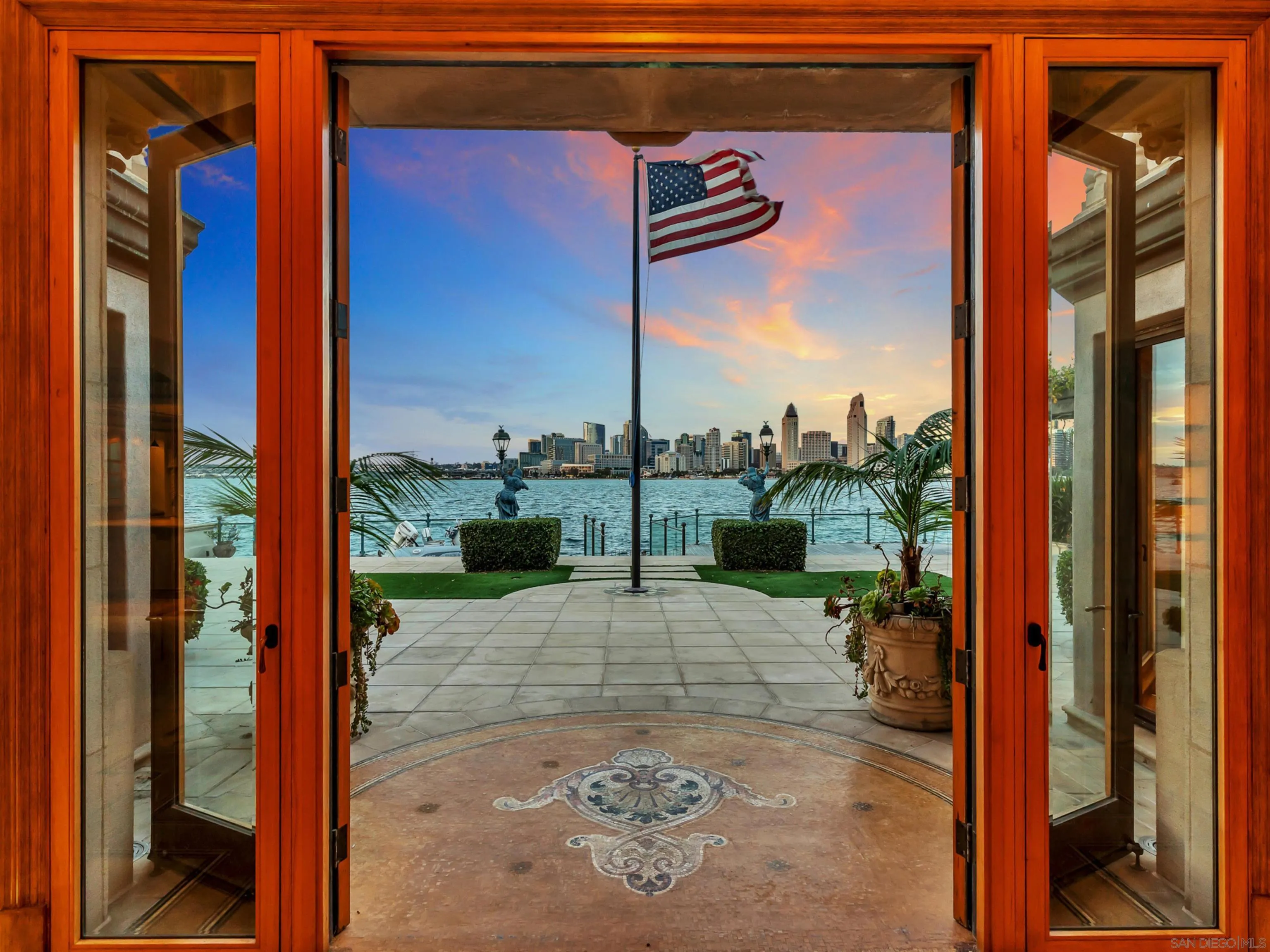 https://cdn.realtyfeed.com/cdn/127/260022603/7aa8133ce3976e8b9d5f6da45dc2c3f5.webp