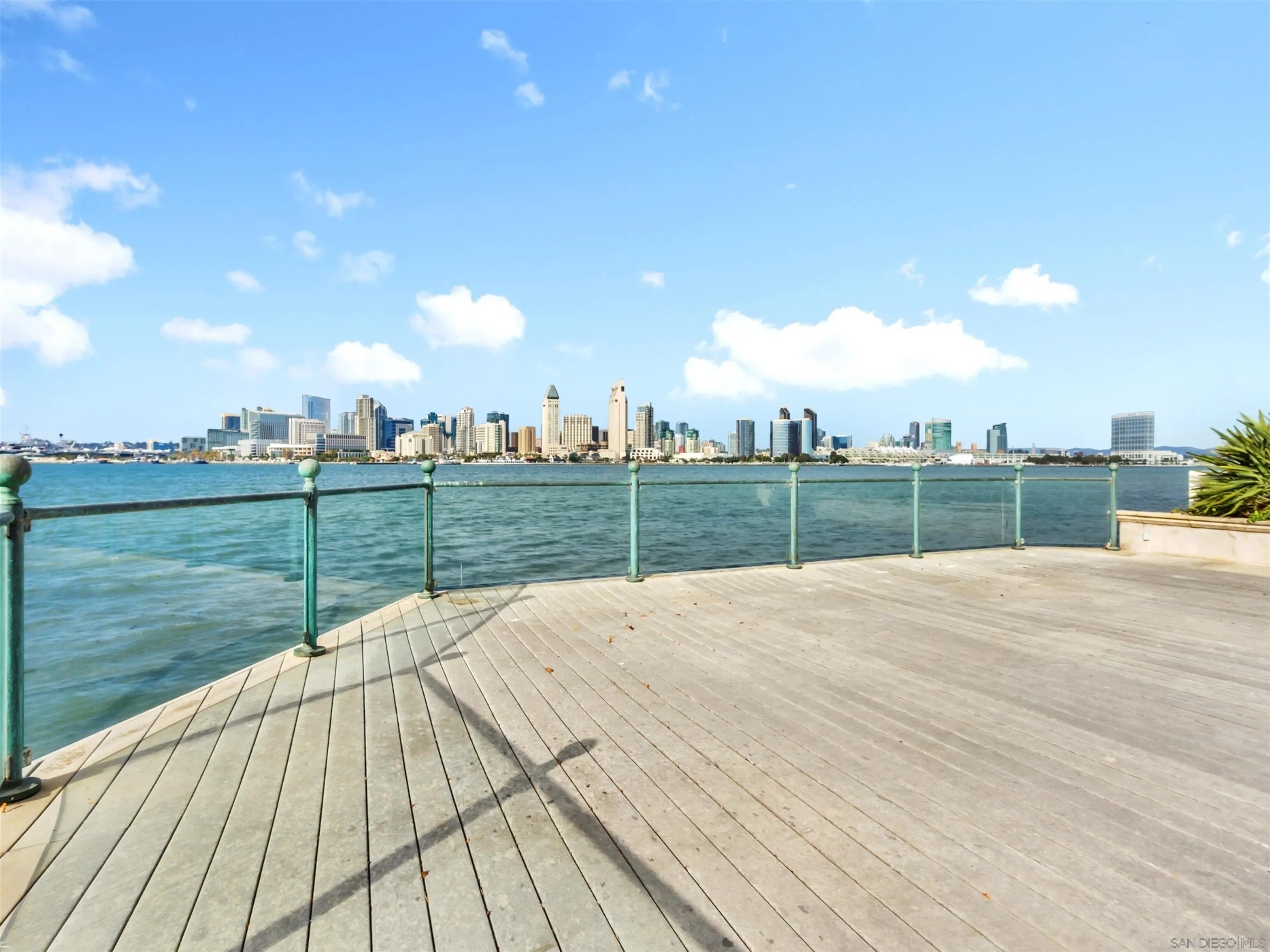 https://cdn.realtyfeed.com/cdn/127/260022603/da137a85b92e708483ee9ebdd33ab58d.webp