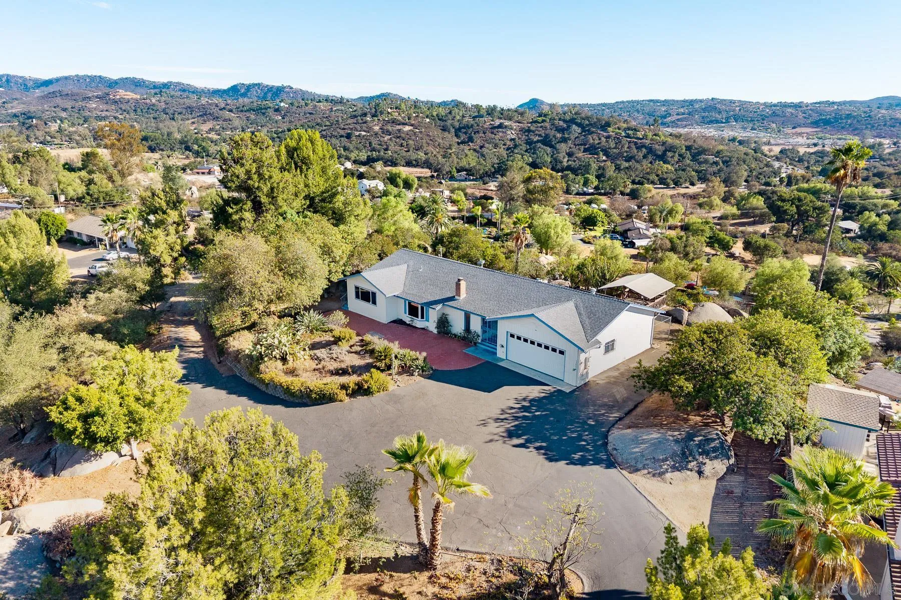 https://cdn.realtyfeed.com/cdn/127/260022604/bc46e8e276c6d403ac6005f5d71707e1.webp