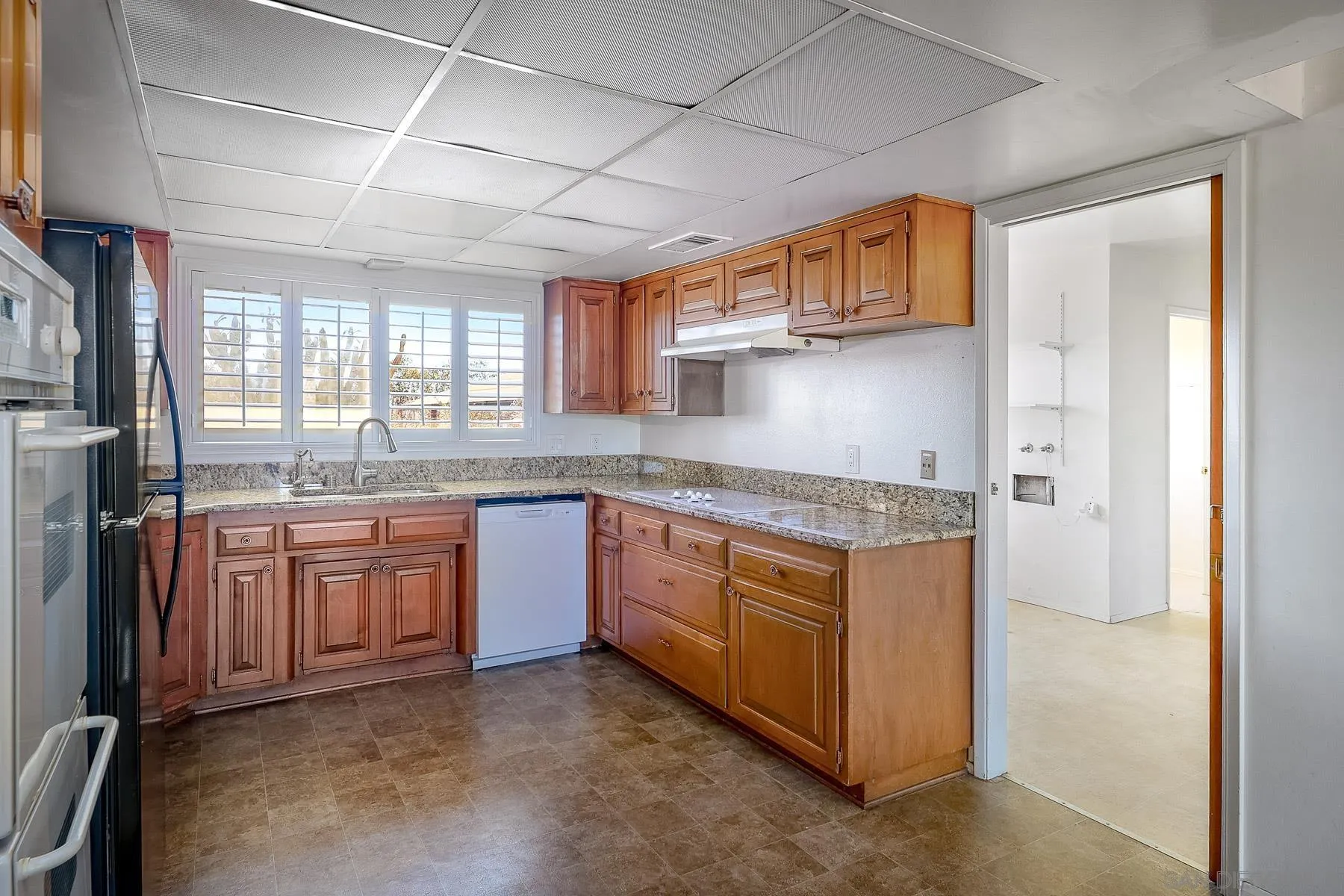 https://cdn.realtyfeed.com/cdn/127/260022604/d3f1ebc349dcfef2a4b1e72625ee3610.webp