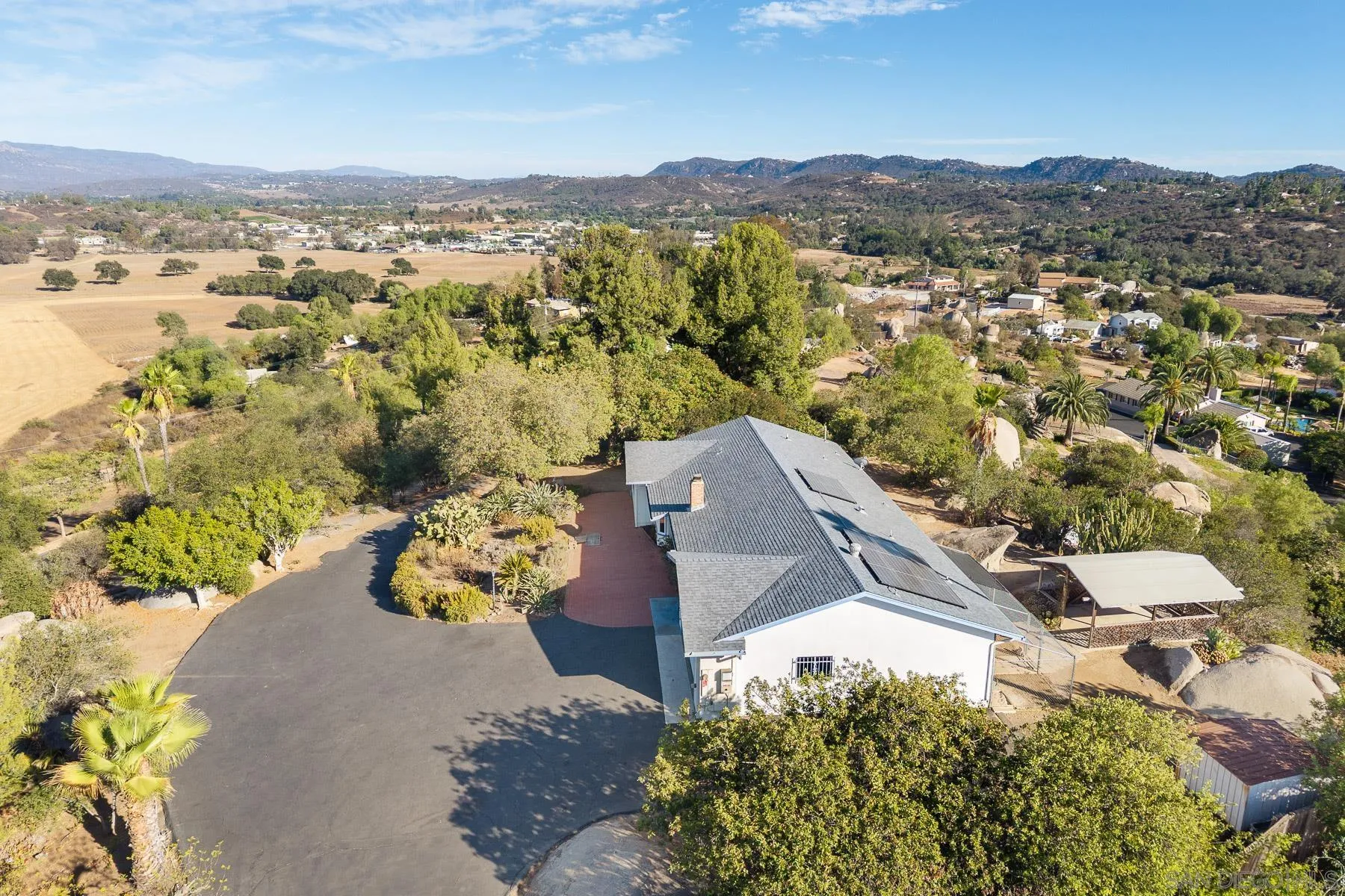https://cdn.realtyfeed.com/cdn/127/260022604/d81776260008b60a724dc8e731d99e01.webp