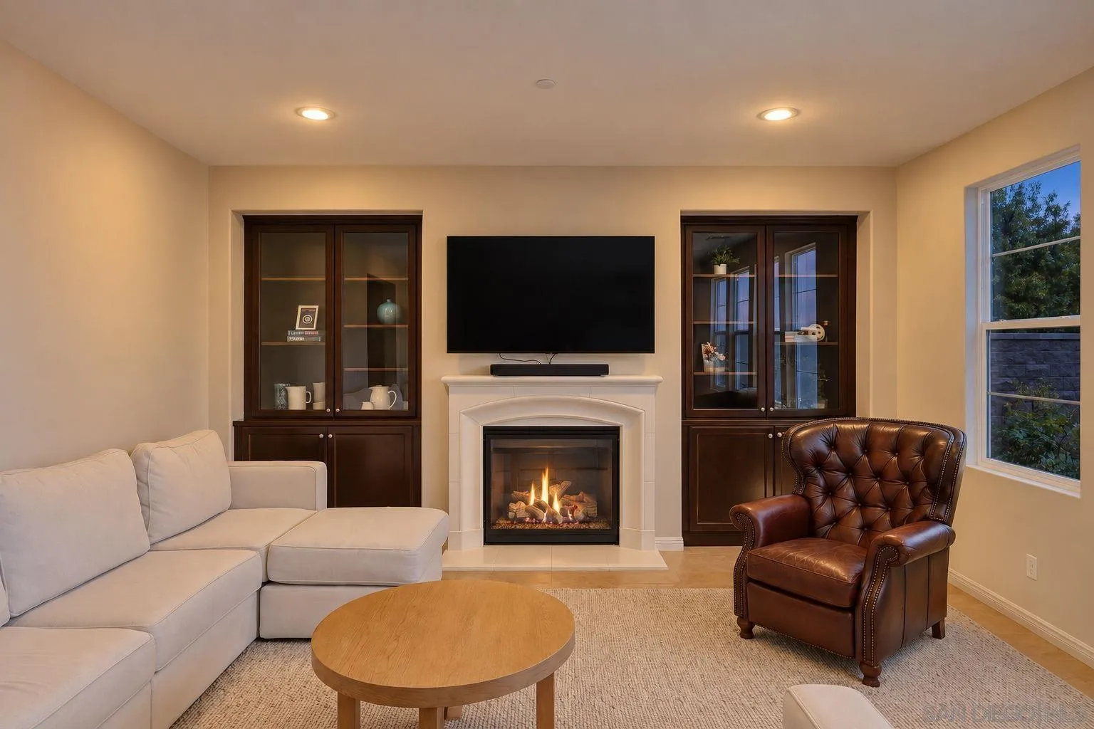 https://cdn.realtyfeed.com/cdn/127/260022605/9ff9cb4398b20b26972d44b8bb0920a8.webp