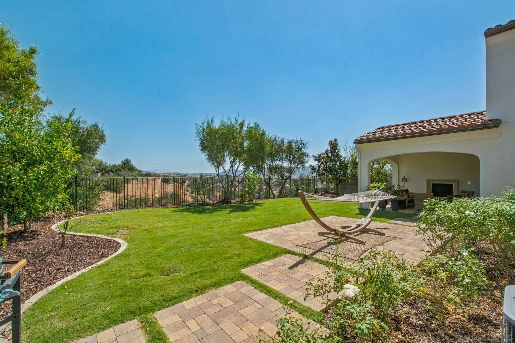 https://cdn.realtyfeed.com/cdn/127/260022605/d55695af2b504d6603c5d7db6a71bfa4.webp