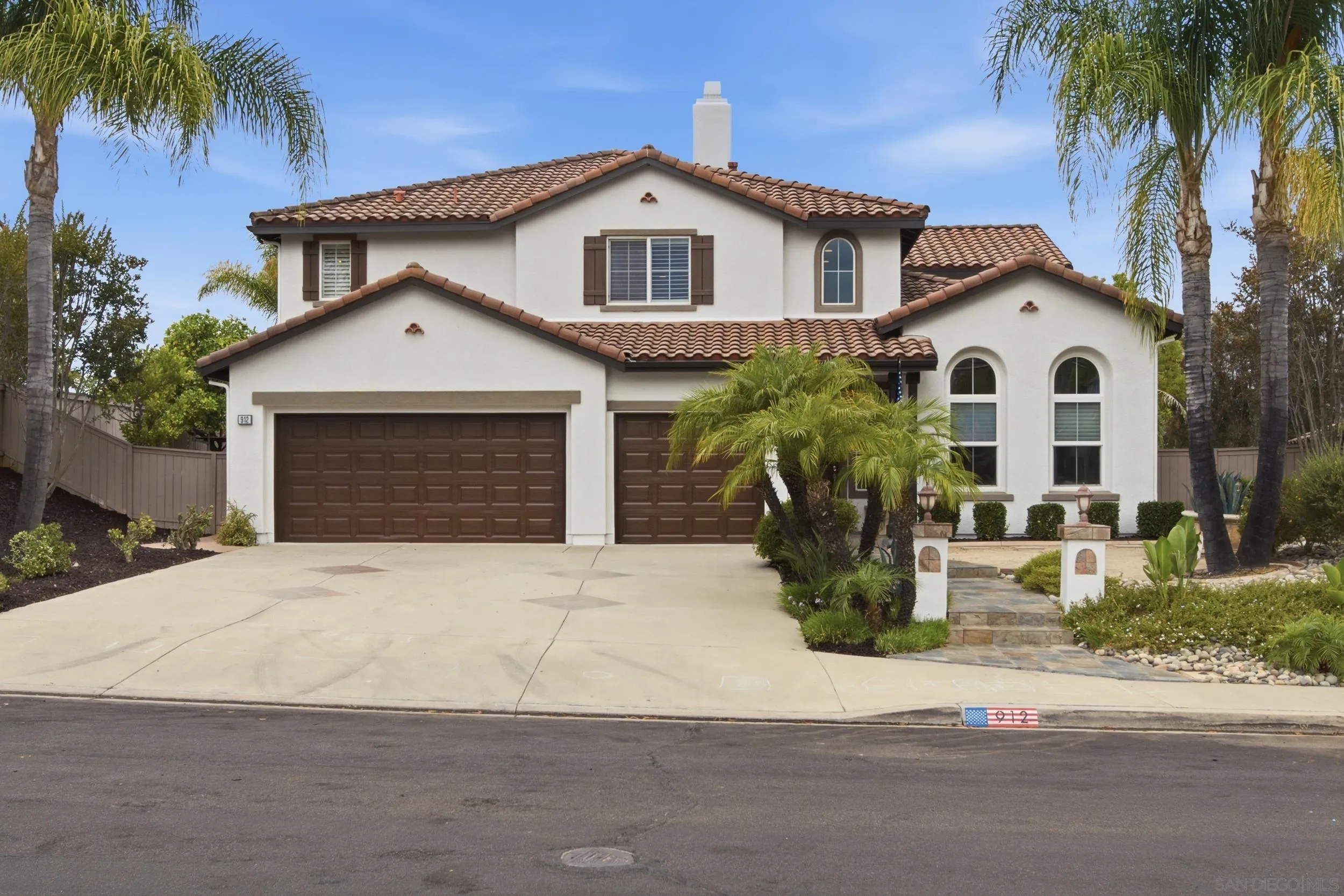 https://cdn.realtyfeed.com/cdn/127/260022606/8d082ae6d76d1b504c04ac300fff67de.webp