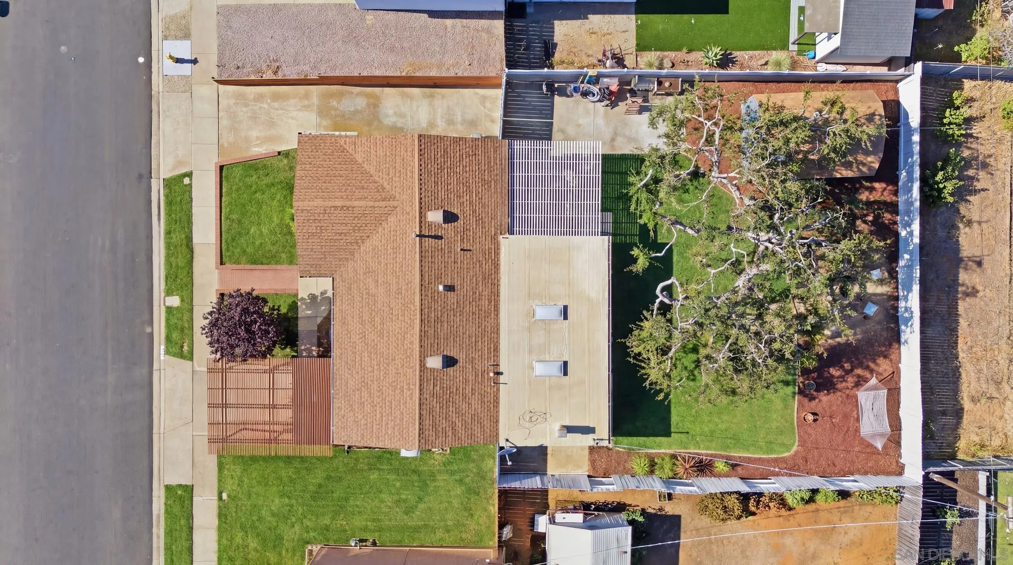 https://cdn.realtyfeed.com/cdn/127/260022607/44b79cf87309dd3167083ad5350c573b.webp