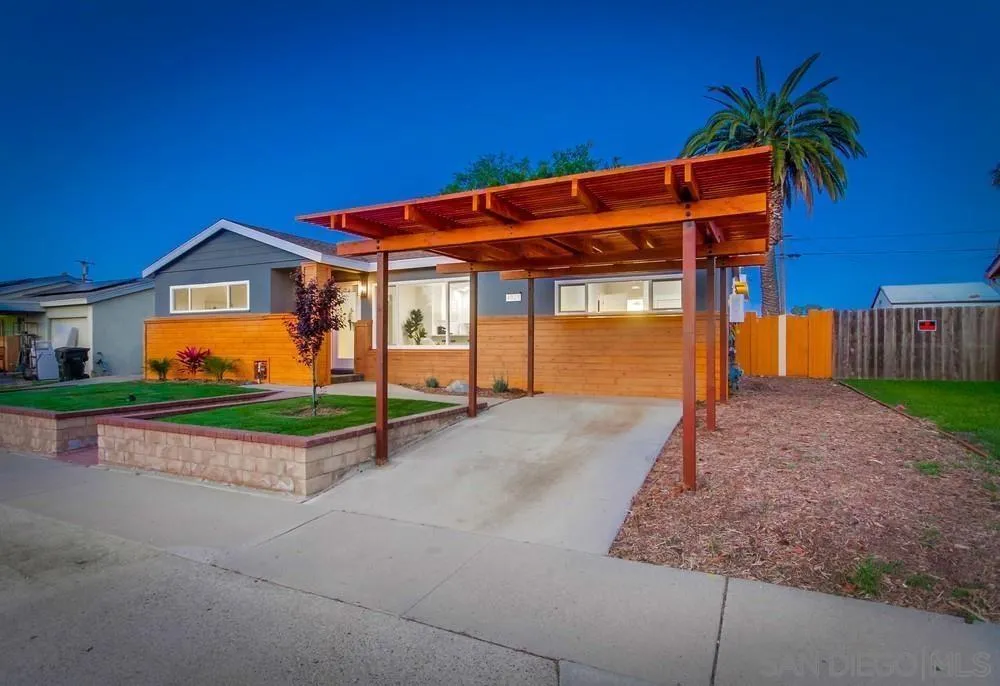 https://cdn.realtyfeed.com/cdn/127/260022607/8e7a419b7414d1eb96eb5702d468defc.webp