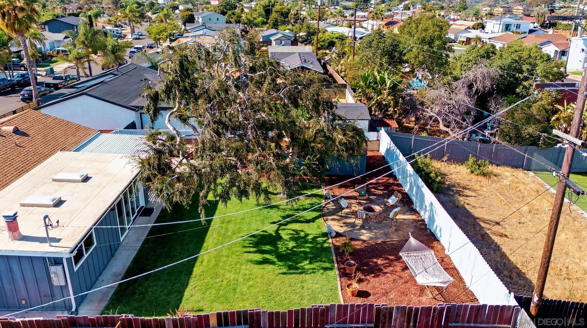 https://cdn.realtyfeed.com/cdn/127/260022607/9137ab0e09af0b5d5fb5a0ae2a4a074c.webp