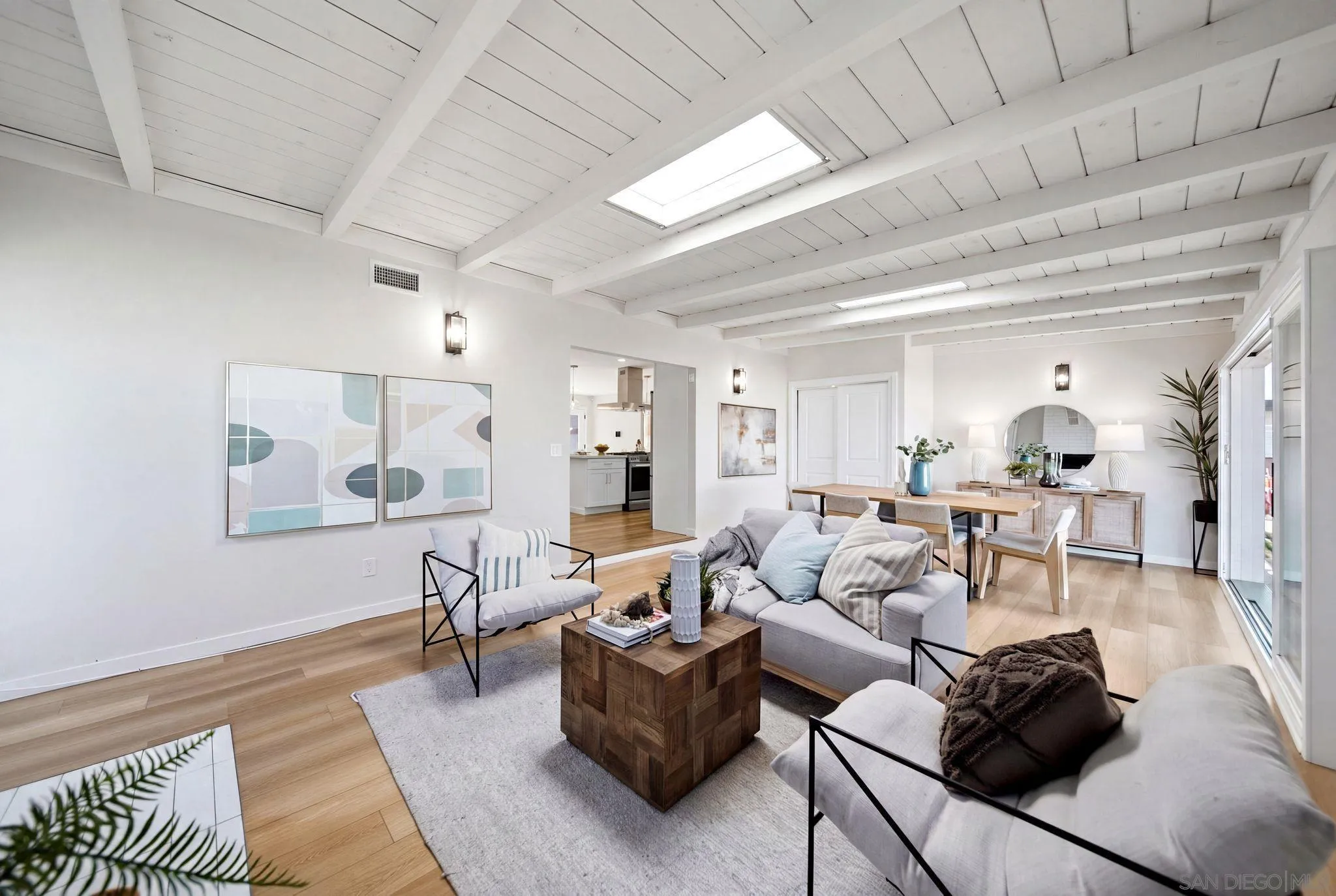 https://cdn.realtyfeed.com/cdn/127/260022607/c5102e7e71b1d639a8ad02b08e46a6d4.webp