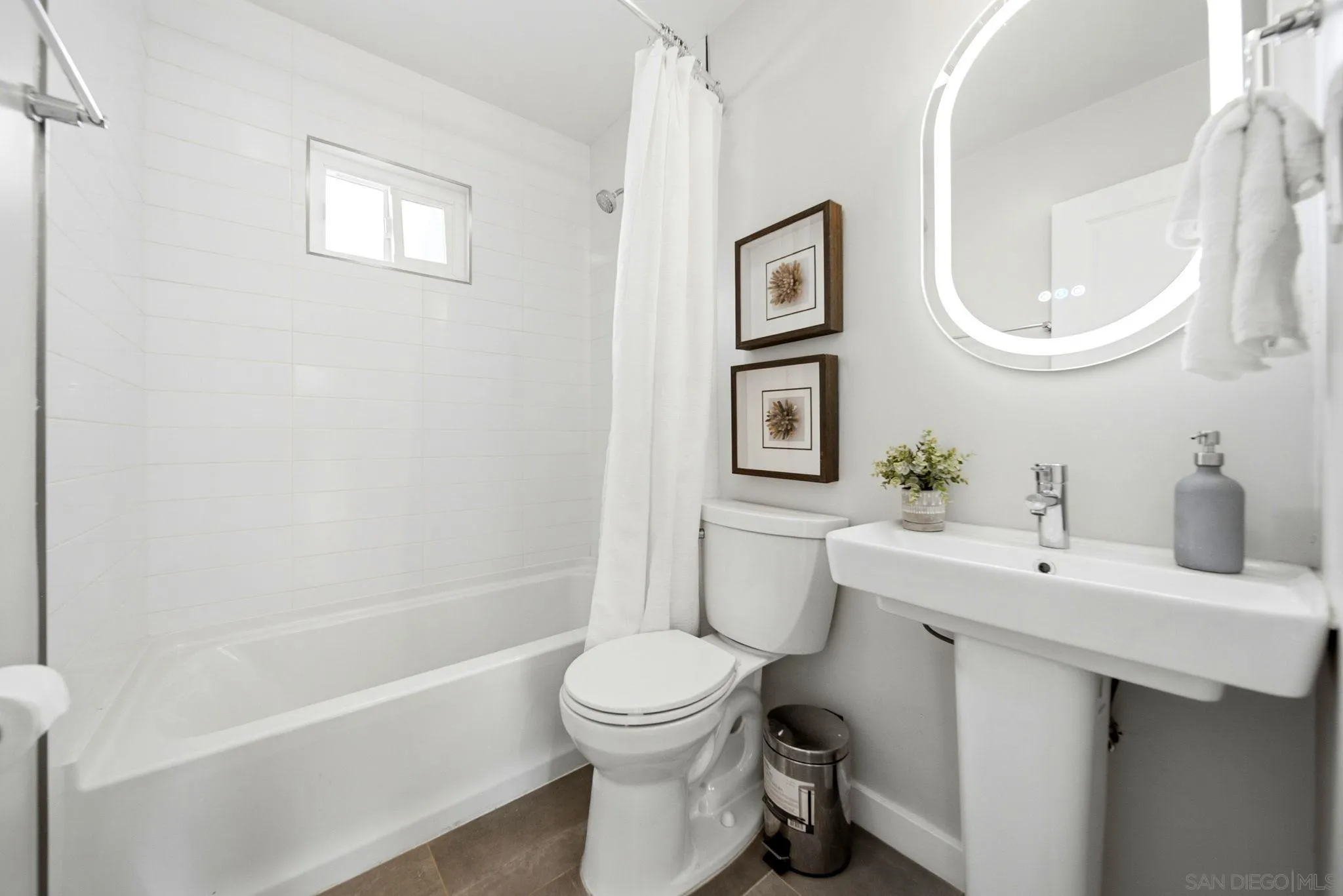https://cdn.realtyfeed.com/cdn/127/260022607/efd9f3b929a39a04e66ef99b497a5fe2.webp