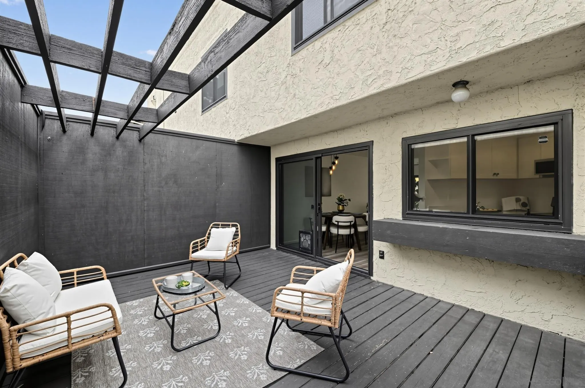 https://cdn.realtyfeed.com/cdn/127/260022612/0b64d0b87dab212388b58d3d9072546f.webp