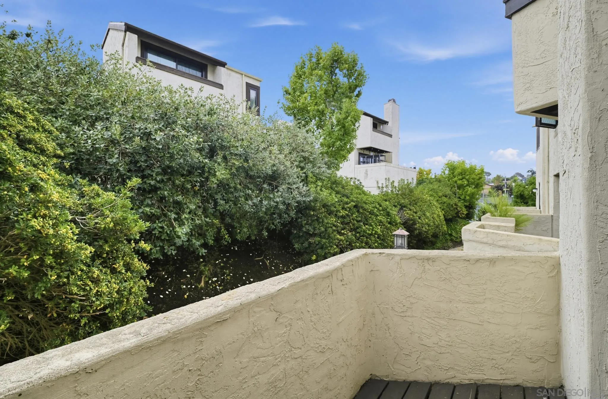 https://cdn.realtyfeed.com/cdn/127/260022612/345bbaea8bd7f1d9fde33bea50eaa2fa.webp