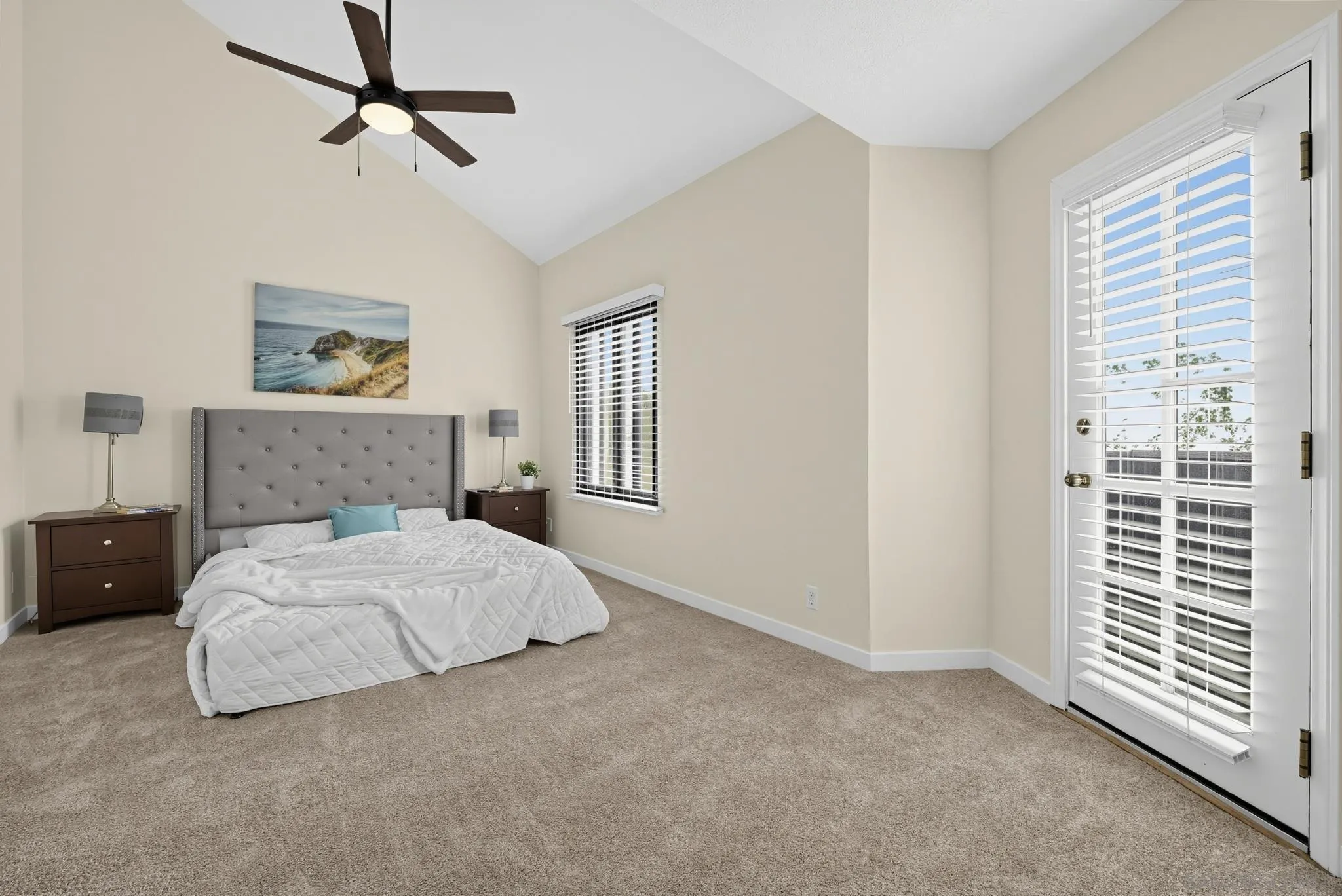 https://cdn.realtyfeed.com/cdn/127/260022612/50f3166b0bf357c69c79c6862397d3c2.webp