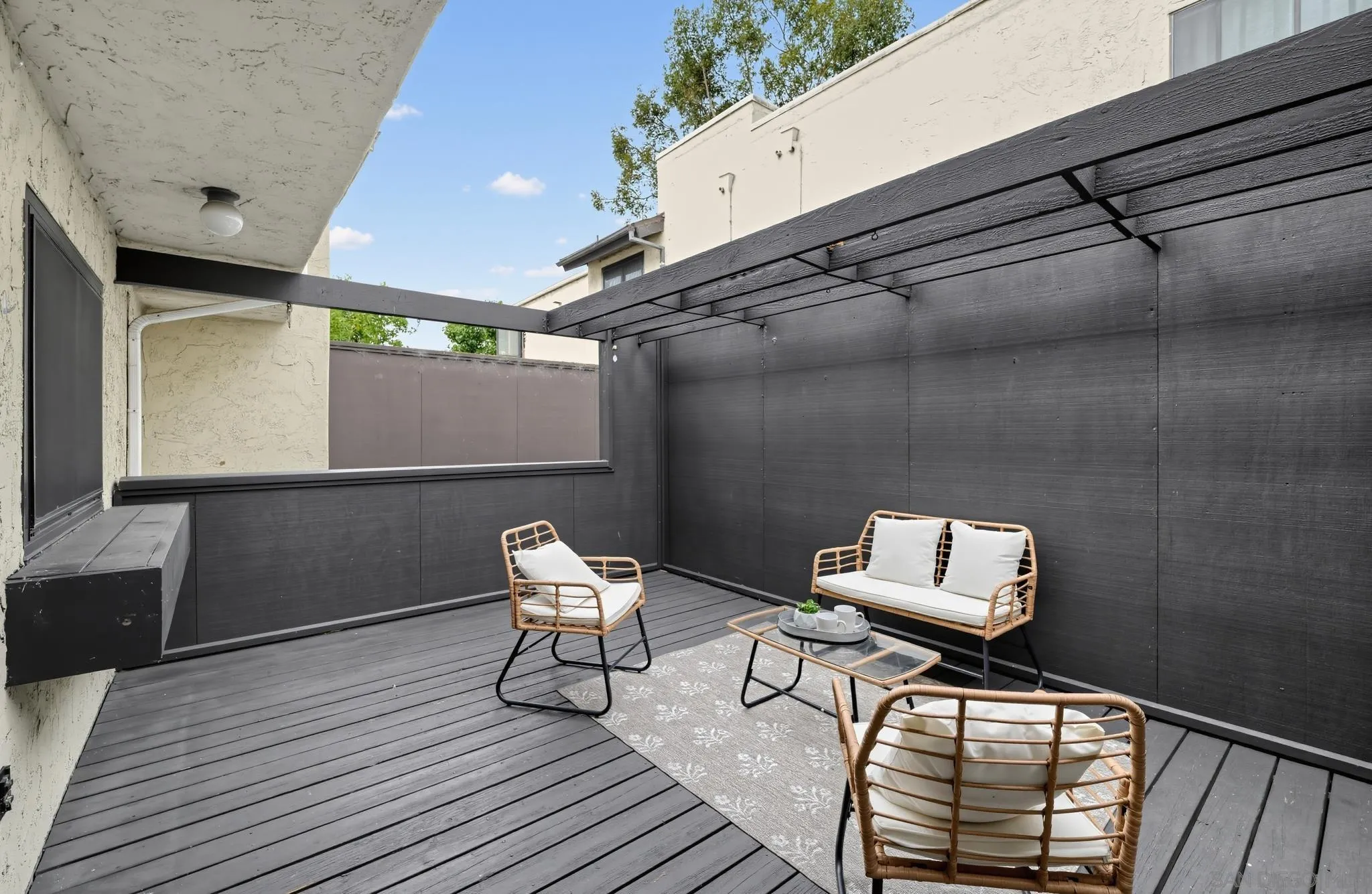 https://cdn.realtyfeed.com/cdn/127/260022612/7329203d2f447eca679cb7f05748dfcf.webp
