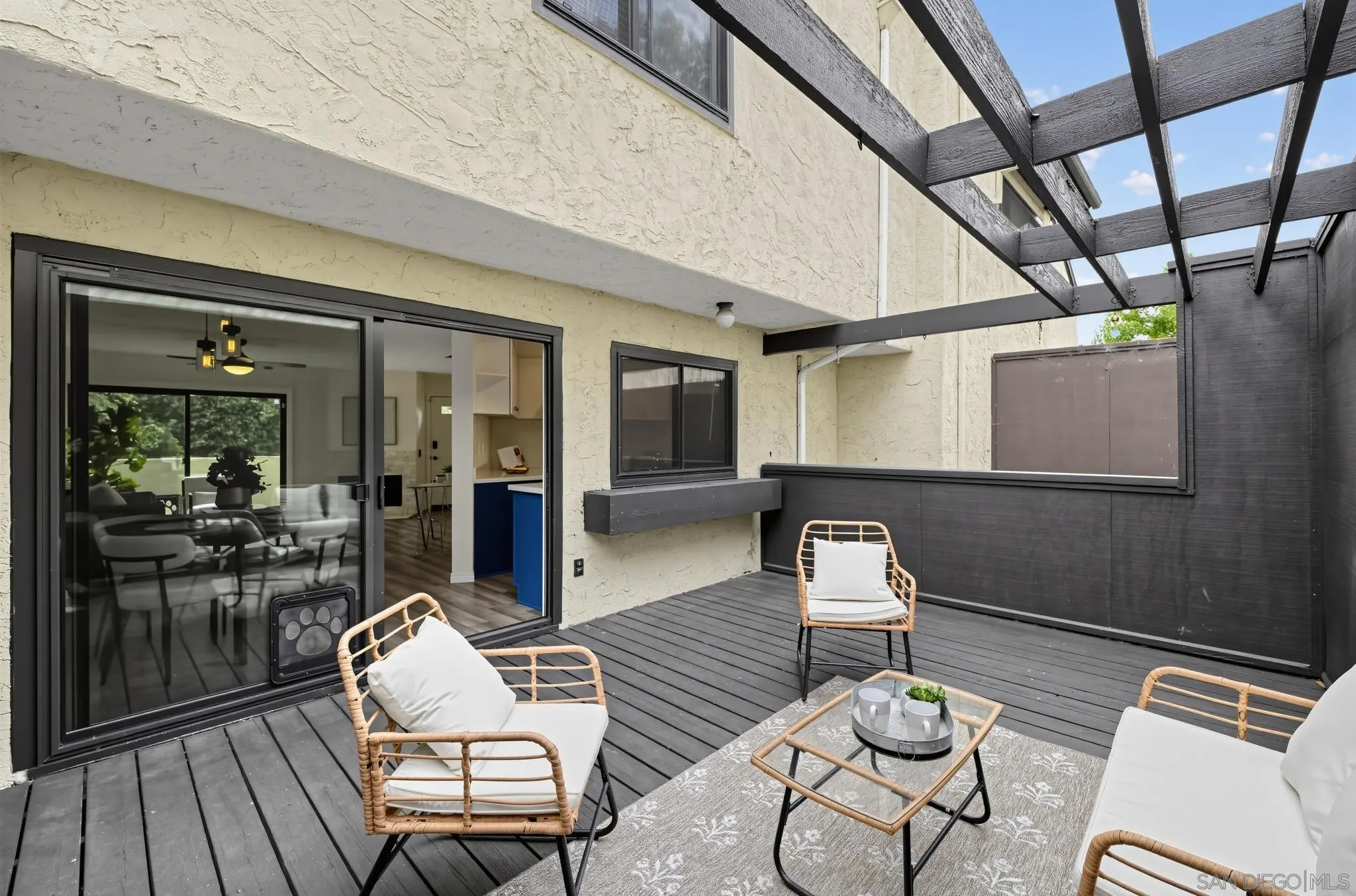 https://cdn.realtyfeed.com/cdn/127/260022612/854031a2c7e8ee0abb9e8861ab00c4f3.webp