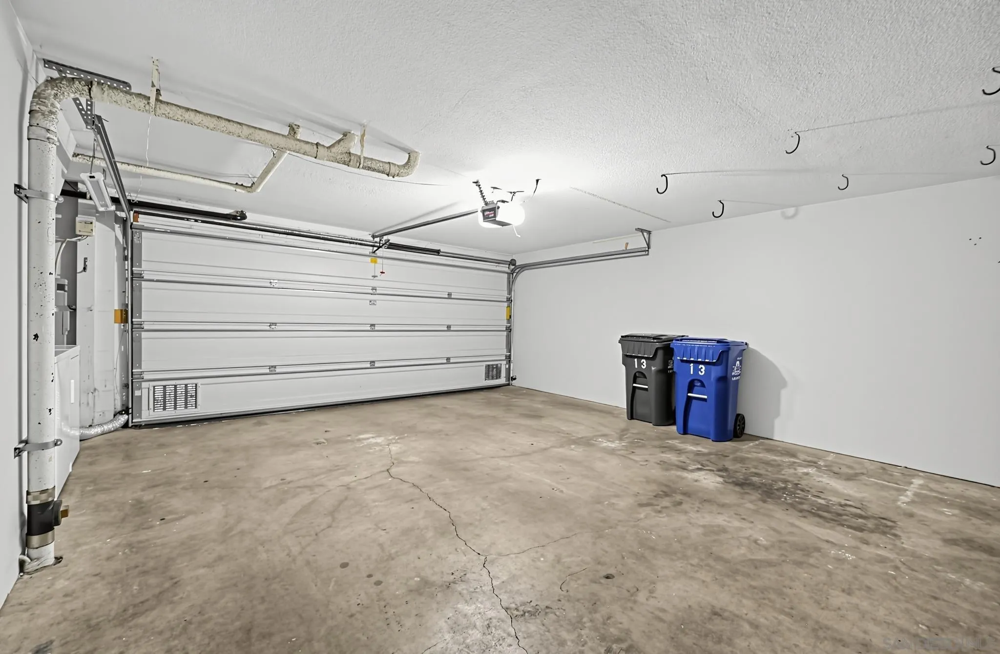 https://cdn.realtyfeed.com/cdn/127/260022612/cdbd24e68c3d7dd99f53438f811c0bee.webp