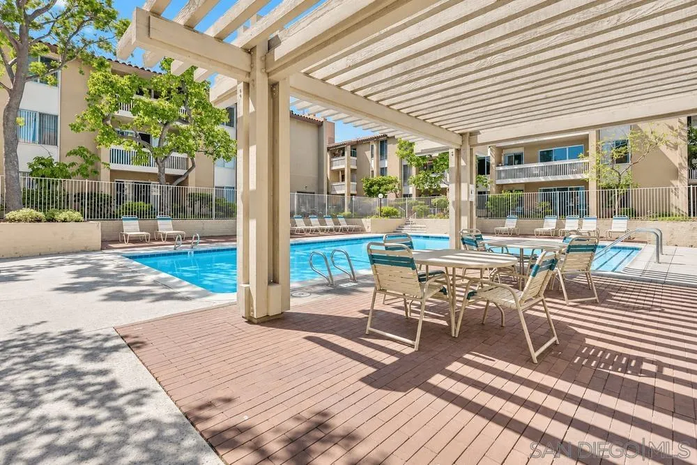 https://cdn.realtyfeed.com/cdn/127/260022613/055e9aafb7dbd9f45798e4133f21a3ce.webp