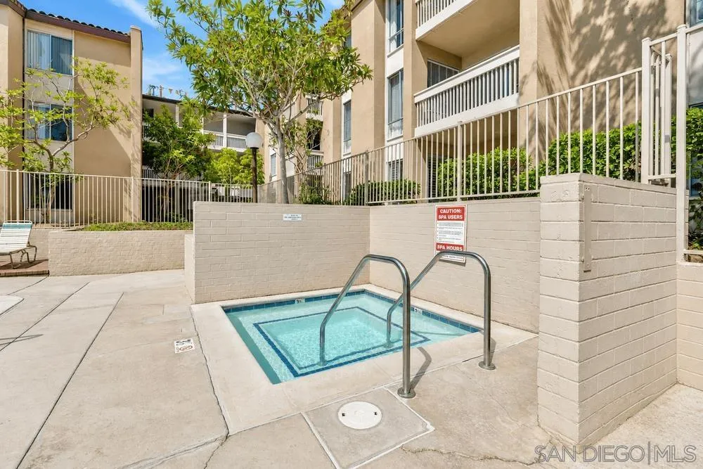 https://cdn.realtyfeed.com/cdn/127/260022613/4e8eac2dea9c7eab1864c6a94305dae7.webp
