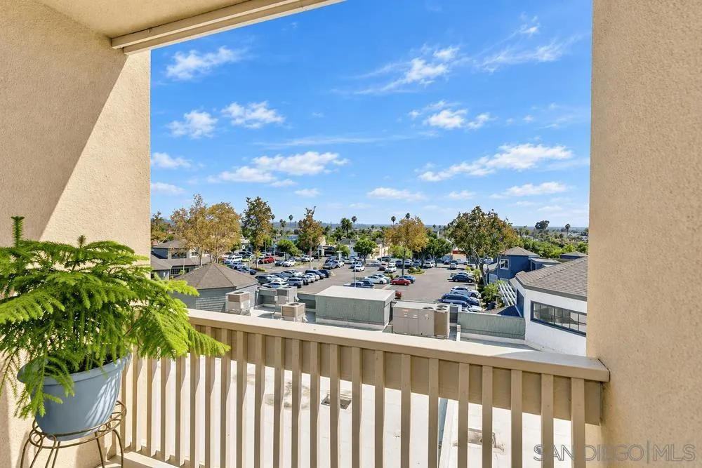 https://cdn.realtyfeed.com/cdn/127/260022613/d78e7c6eb1a5128fe1caaf57b1cba4d9.webp