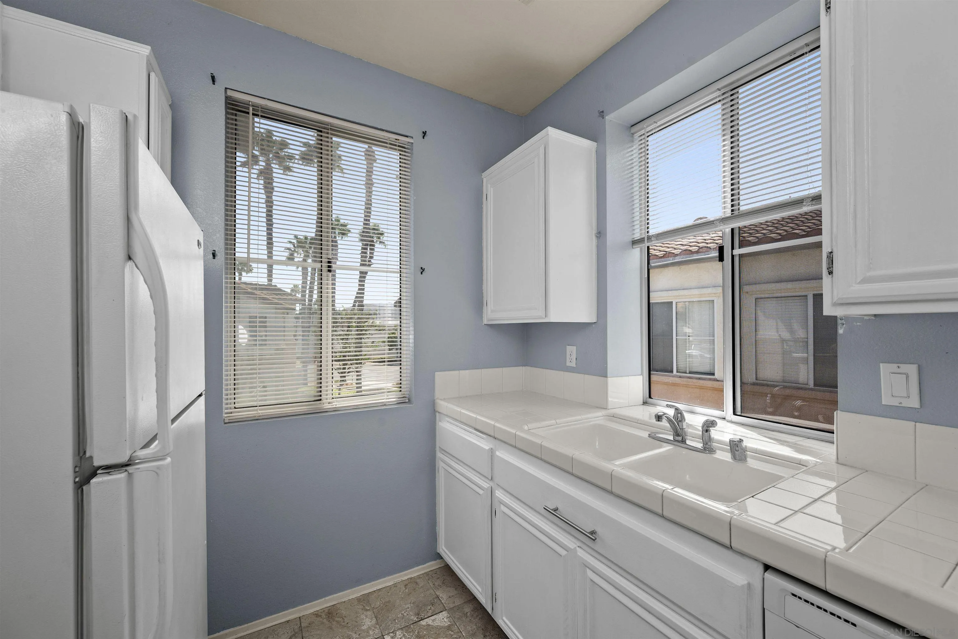 https://cdn.realtyfeed.com/cdn/127/260022615/1cfa0591f75ba7cbc5673855b6388ede.webp