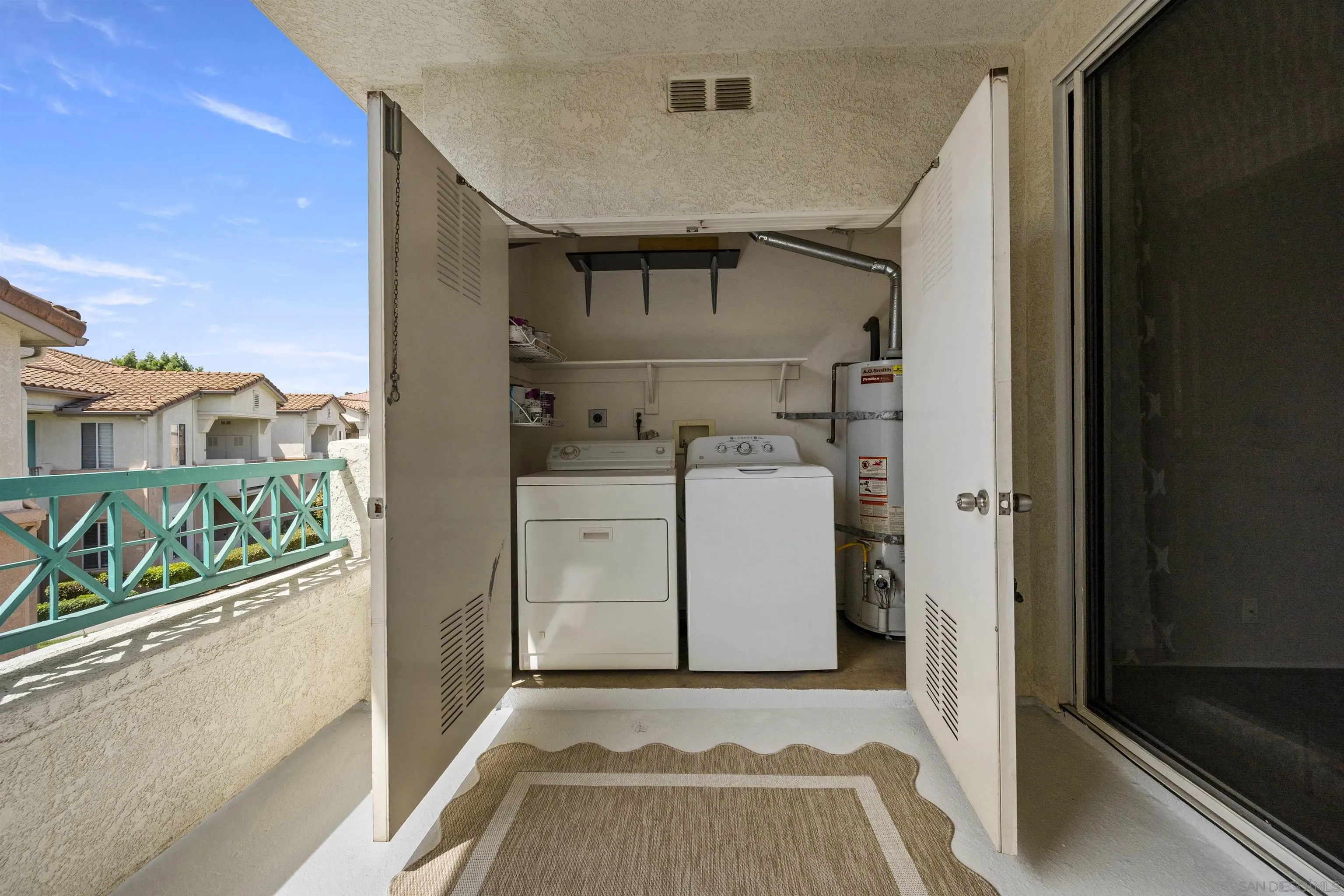 https://cdn.realtyfeed.com/cdn/127/260022615/59d36528eb40c2cecb808a39b7de401c.webp