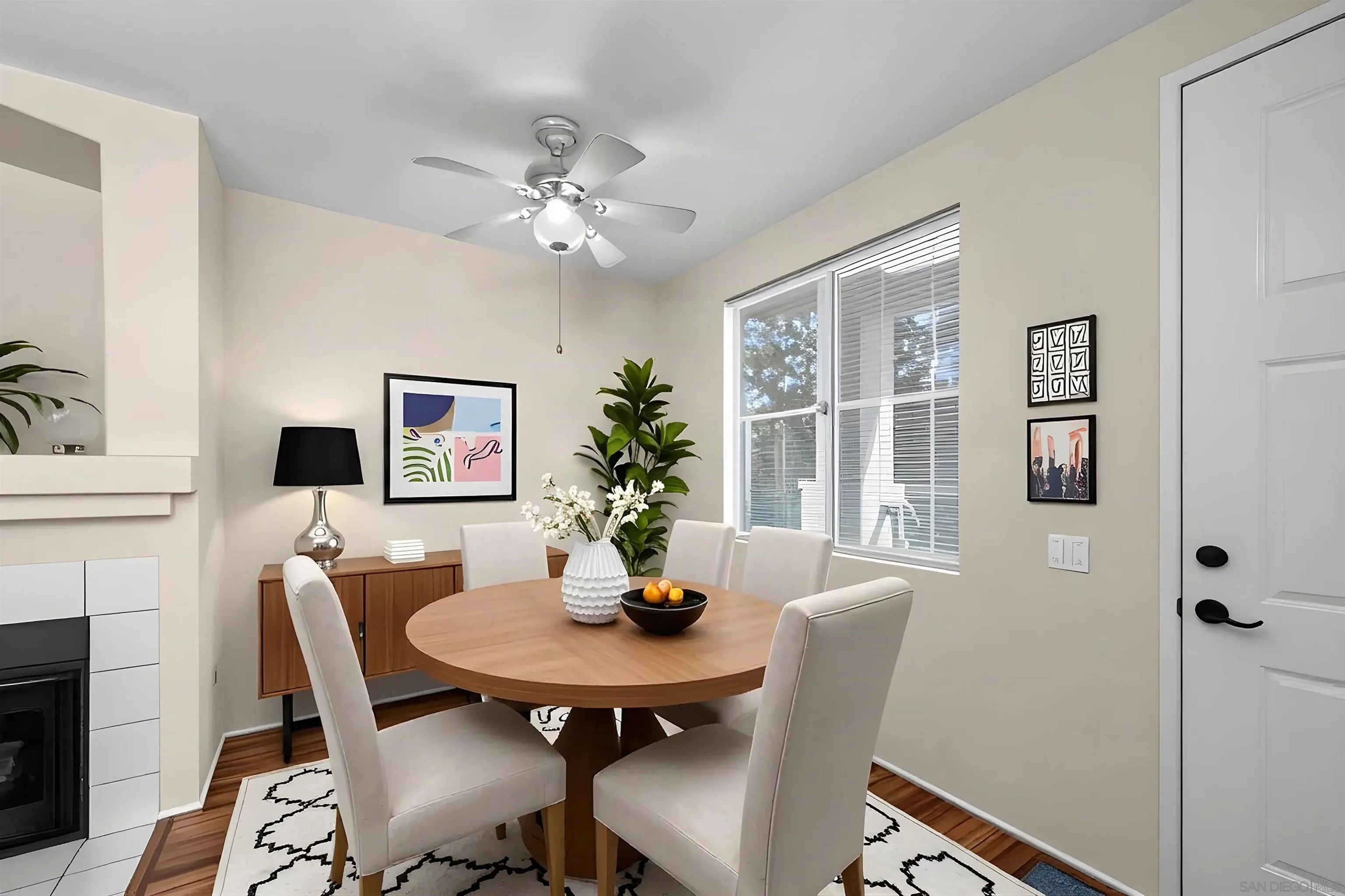 https://cdn.realtyfeed.com/cdn/127/260022615/6b5f2d27ed0db5af2fe6d91e913b27f8.webp