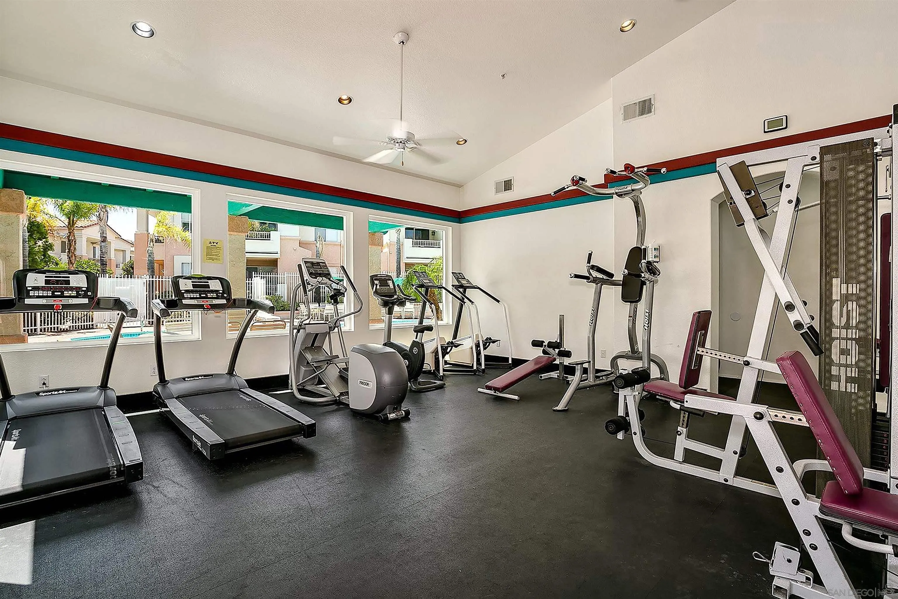 https://cdn.realtyfeed.com/cdn/127/260022615/855ef80b2035afcacd7a3326befade68.webp
