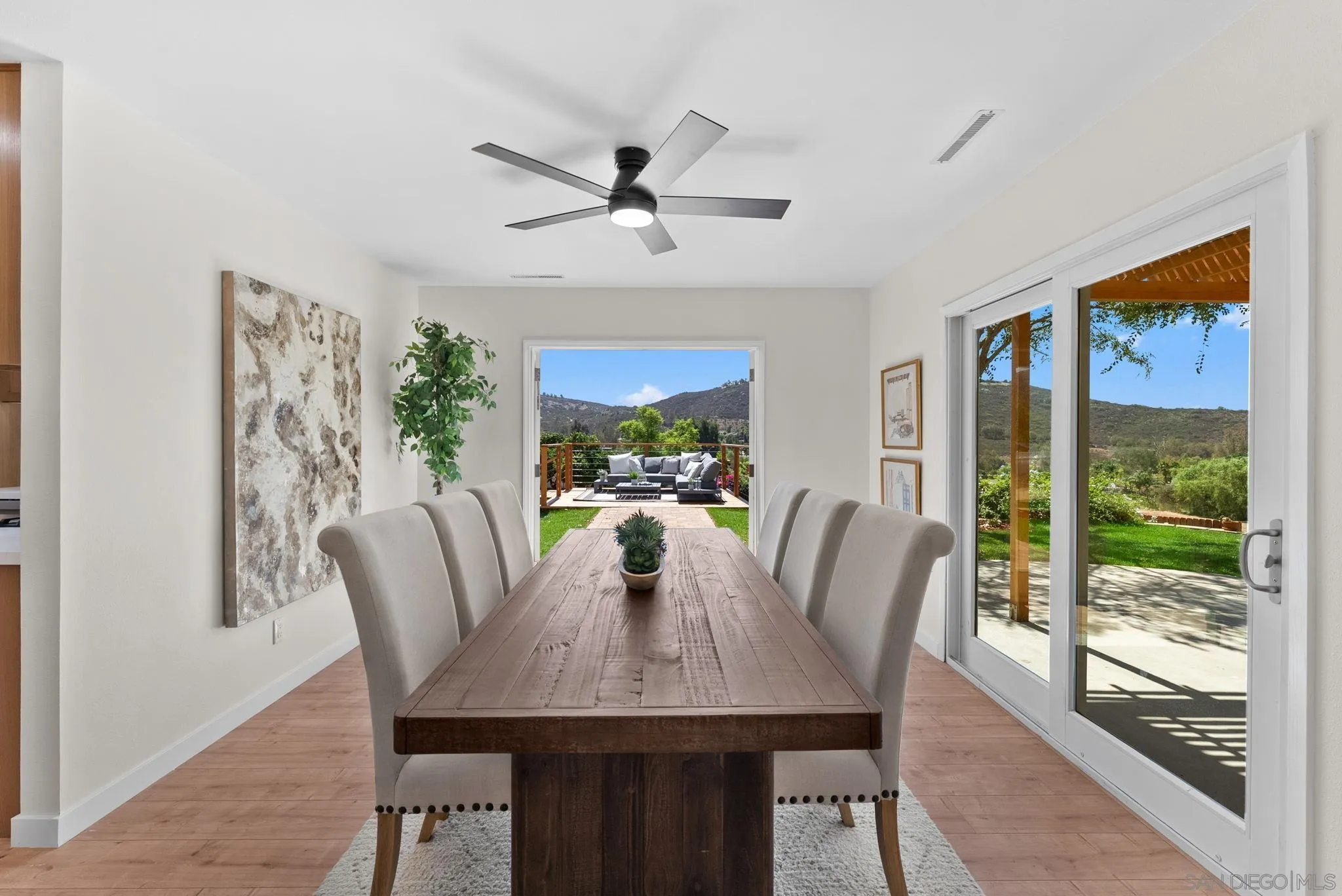 https://cdn.realtyfeed.com/cdn/127/260022616/1fe03d5c9dd50461551c9e08ca3658b1.webp